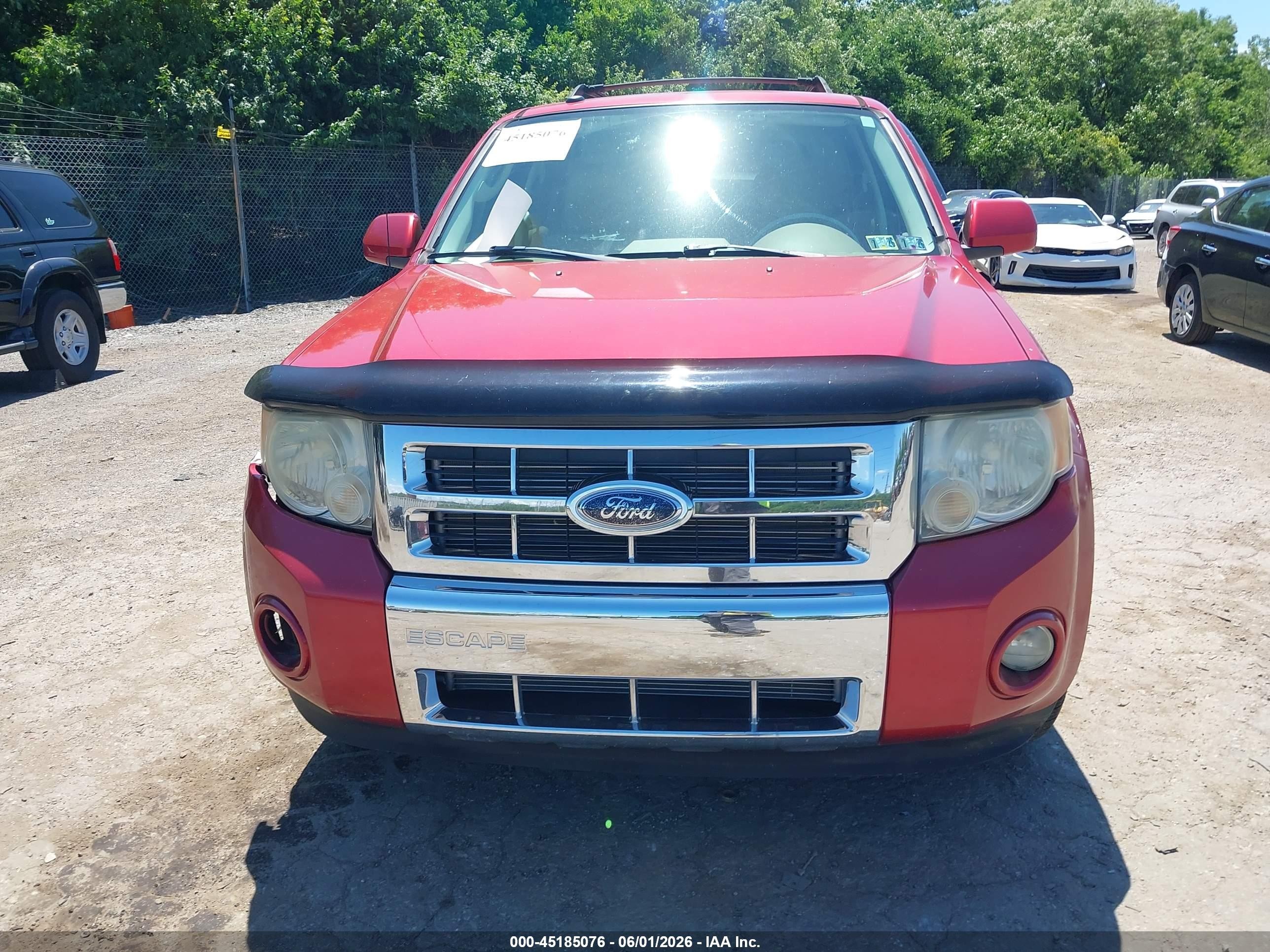 2009 Ford Escape Limited Red vin: 1FMCU947X9KA88937