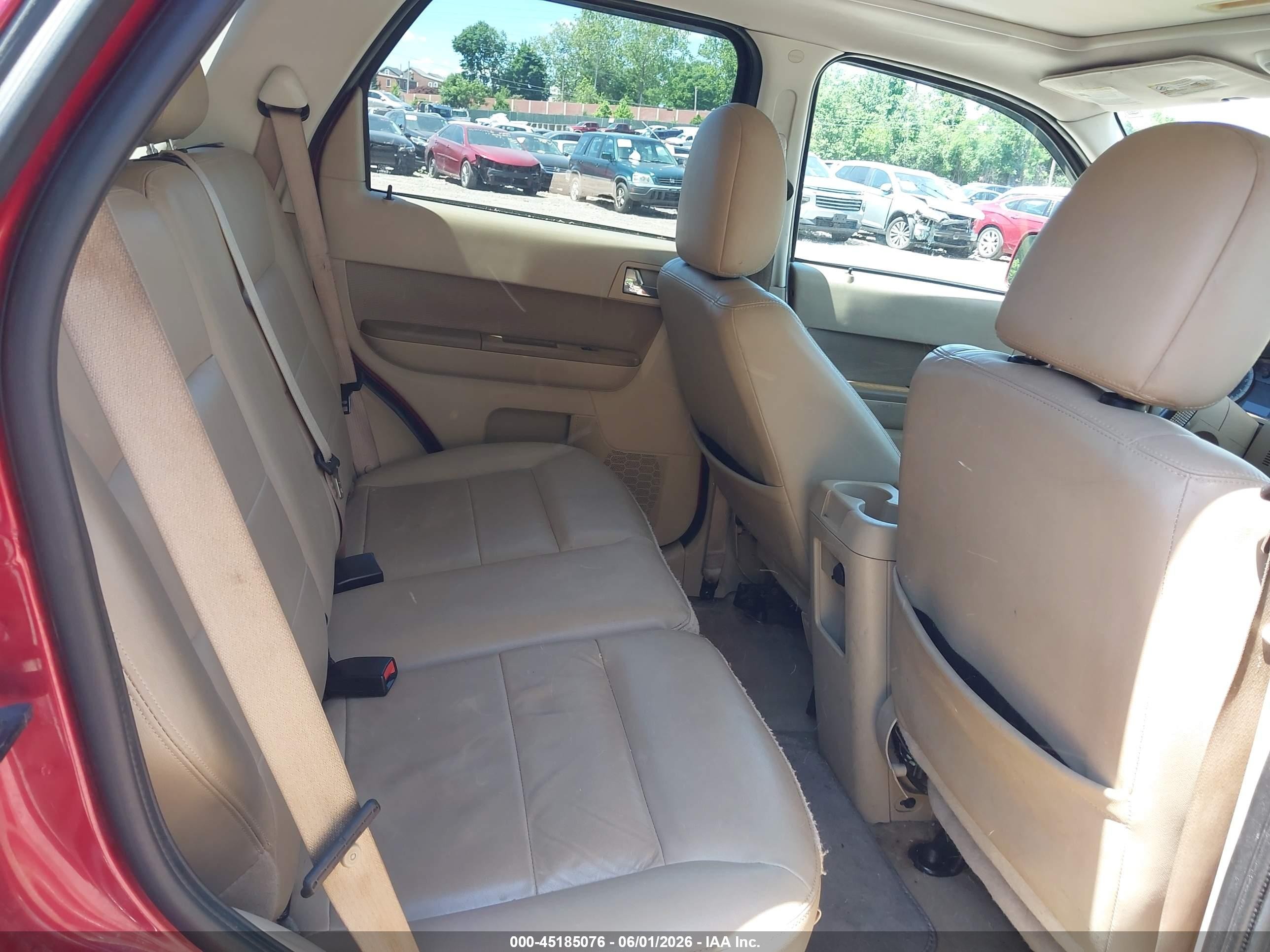 2009 Ford Escape Limited Red vin: 1FMCU947X9KA88937