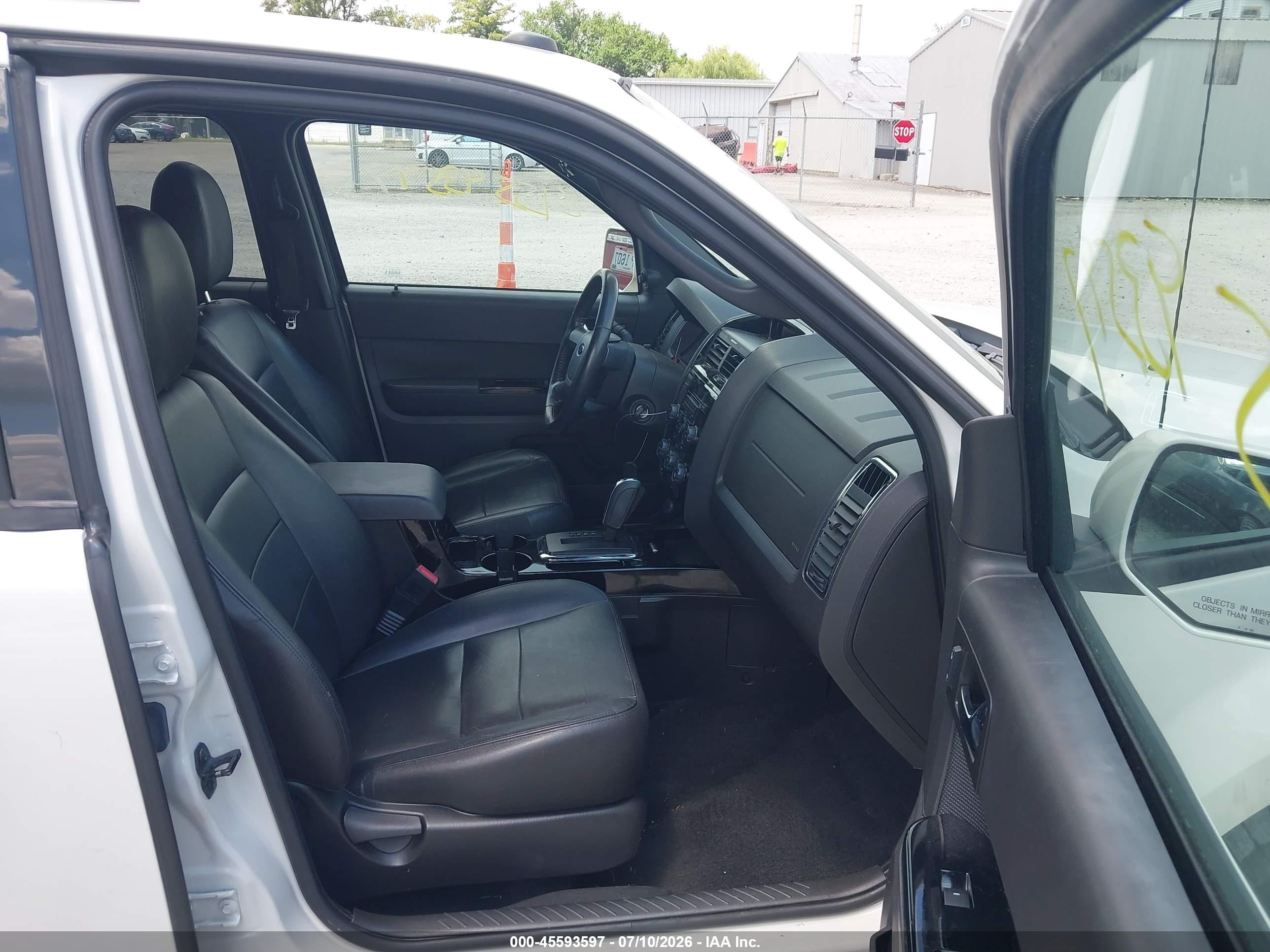 2009 Ford Escape Limited White vin: 1FMCU94G29KB87347