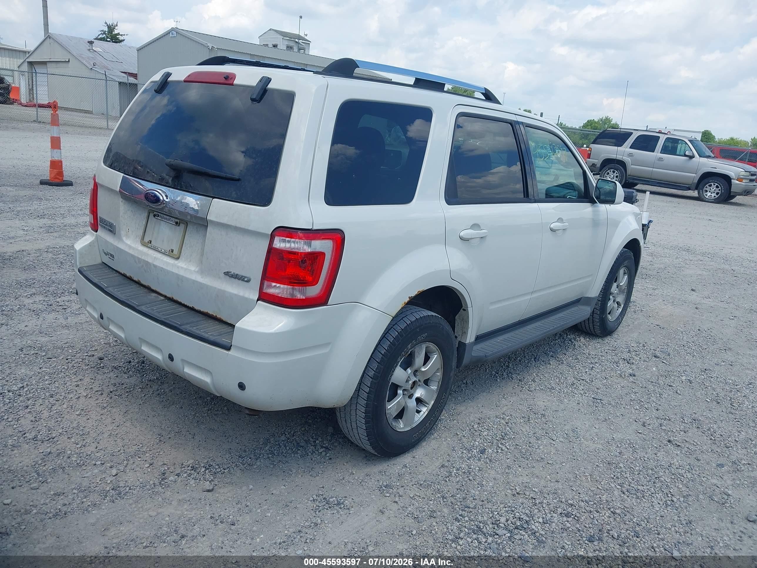 2009 Ford Escape Limited White vin: 1FMCU94G29KB87347