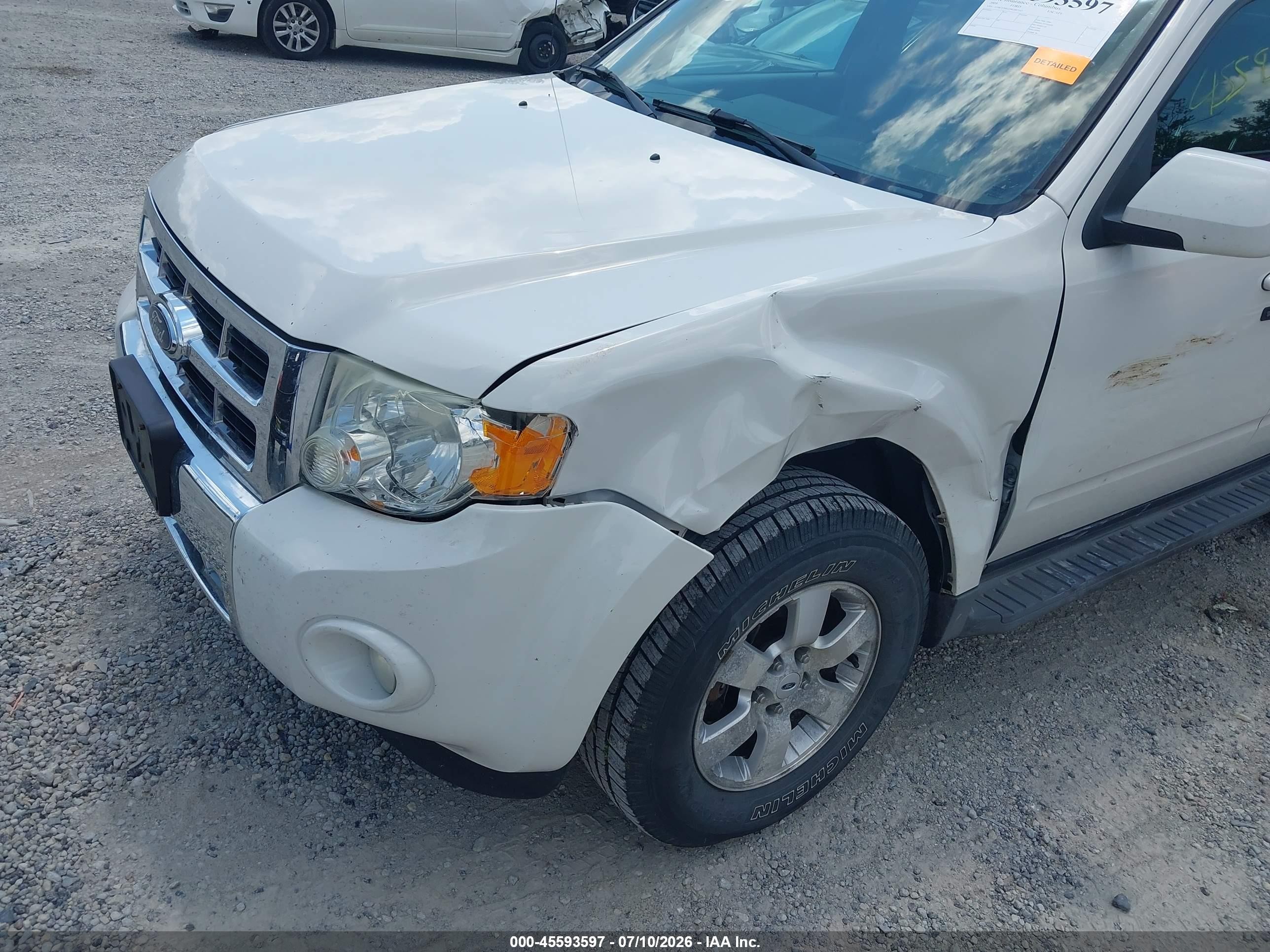 2009 Ford Escape Limited White vin: 1FMCU94G29KB87347