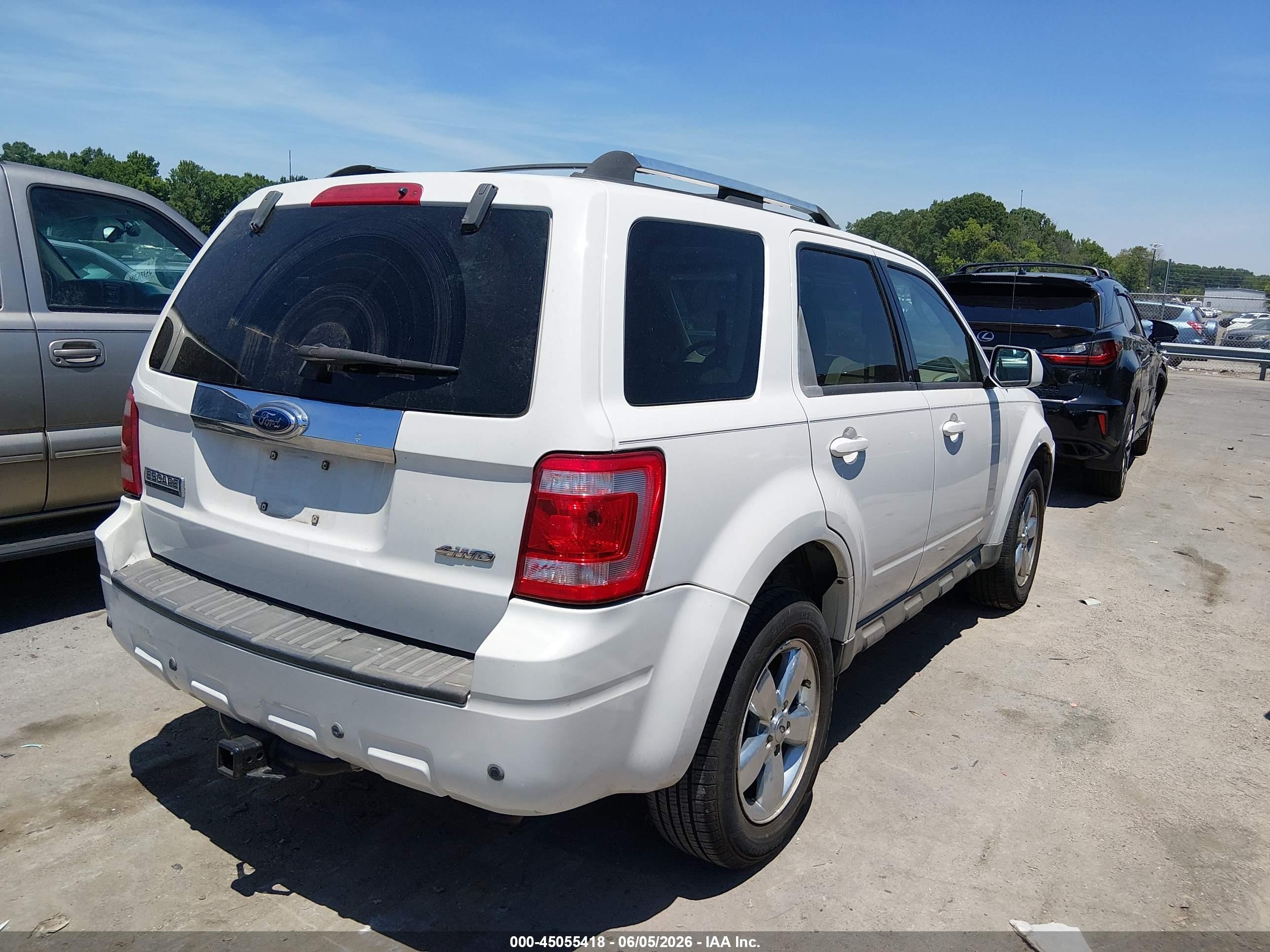 2009 Ford Escape Limited White vin: 1FMCU94G39KA60980