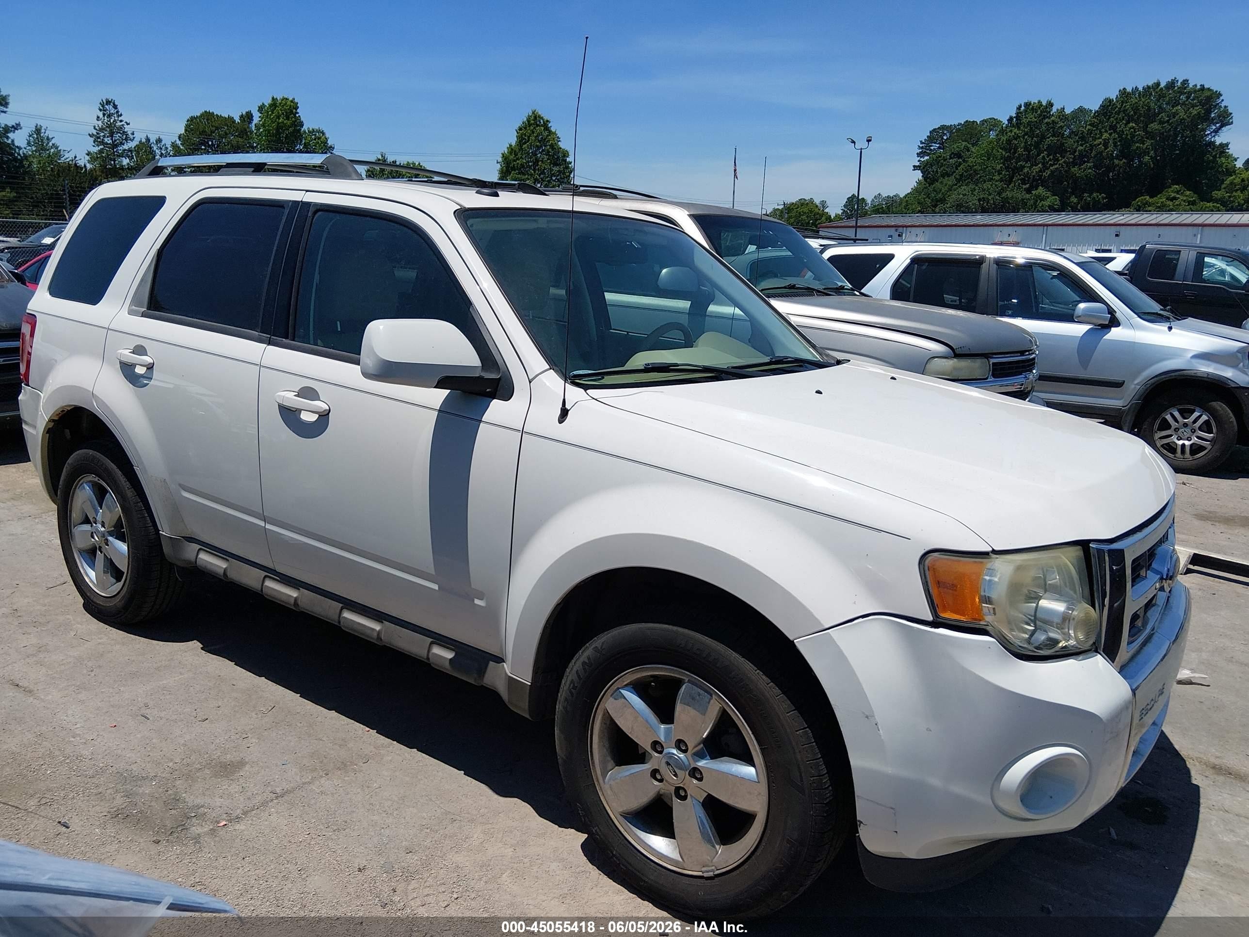 2009 Ford Escape Limited White vin: 1FMCU94G39KA60980