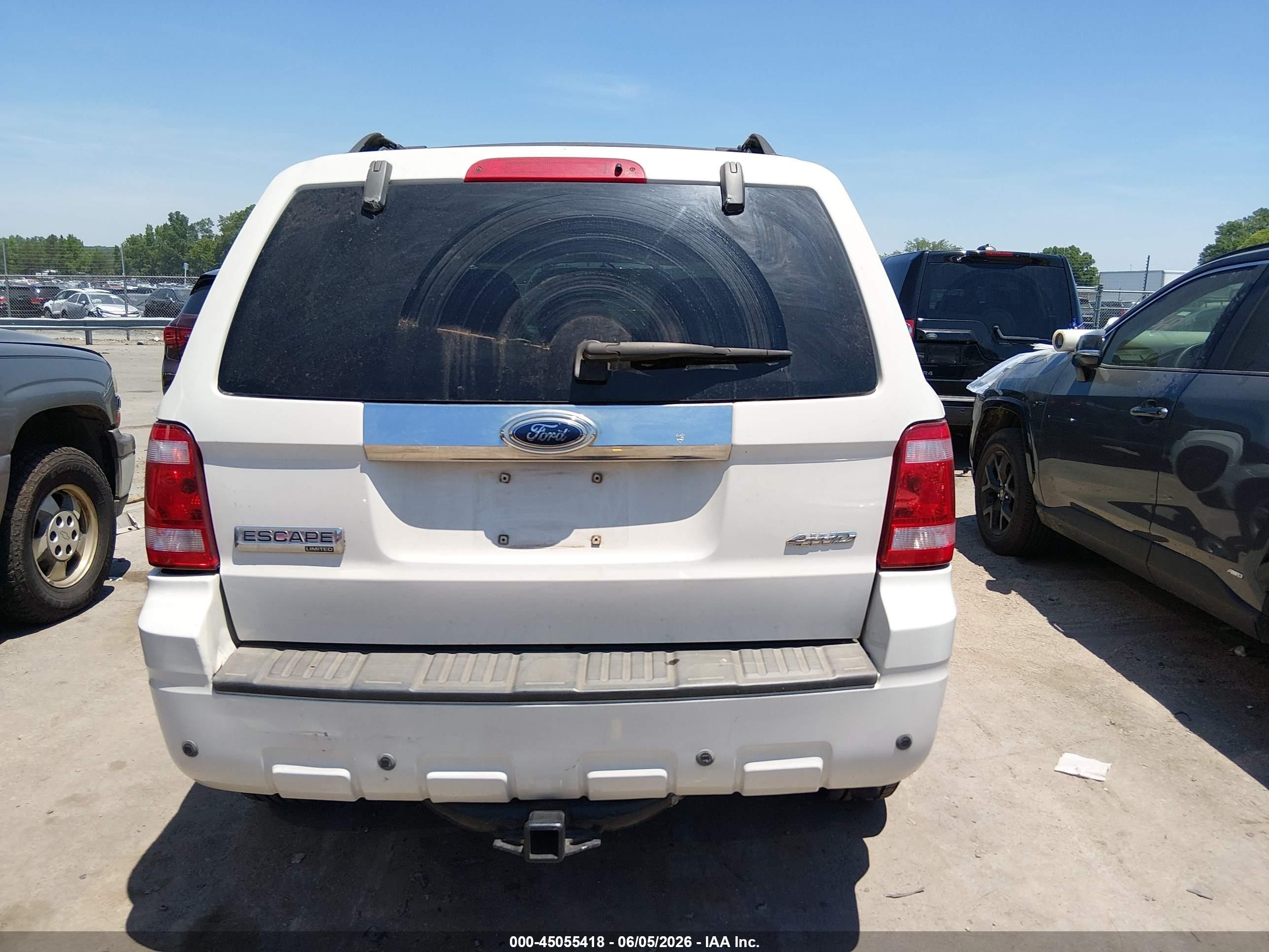 2009 Ford Escape Limited White vin: 1FMCU94G39KA60980