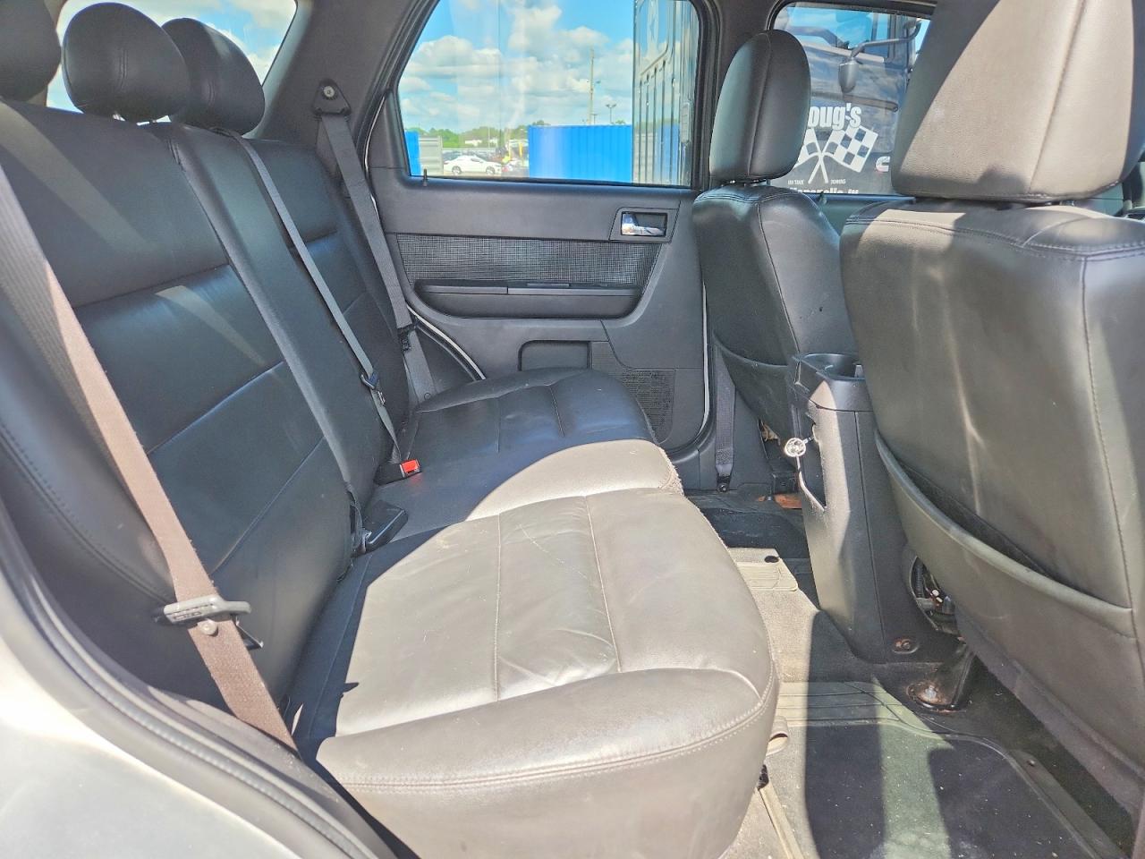 2009 Ford Escape Limited Серебряный vin: 1FMCU94G39KA62342
