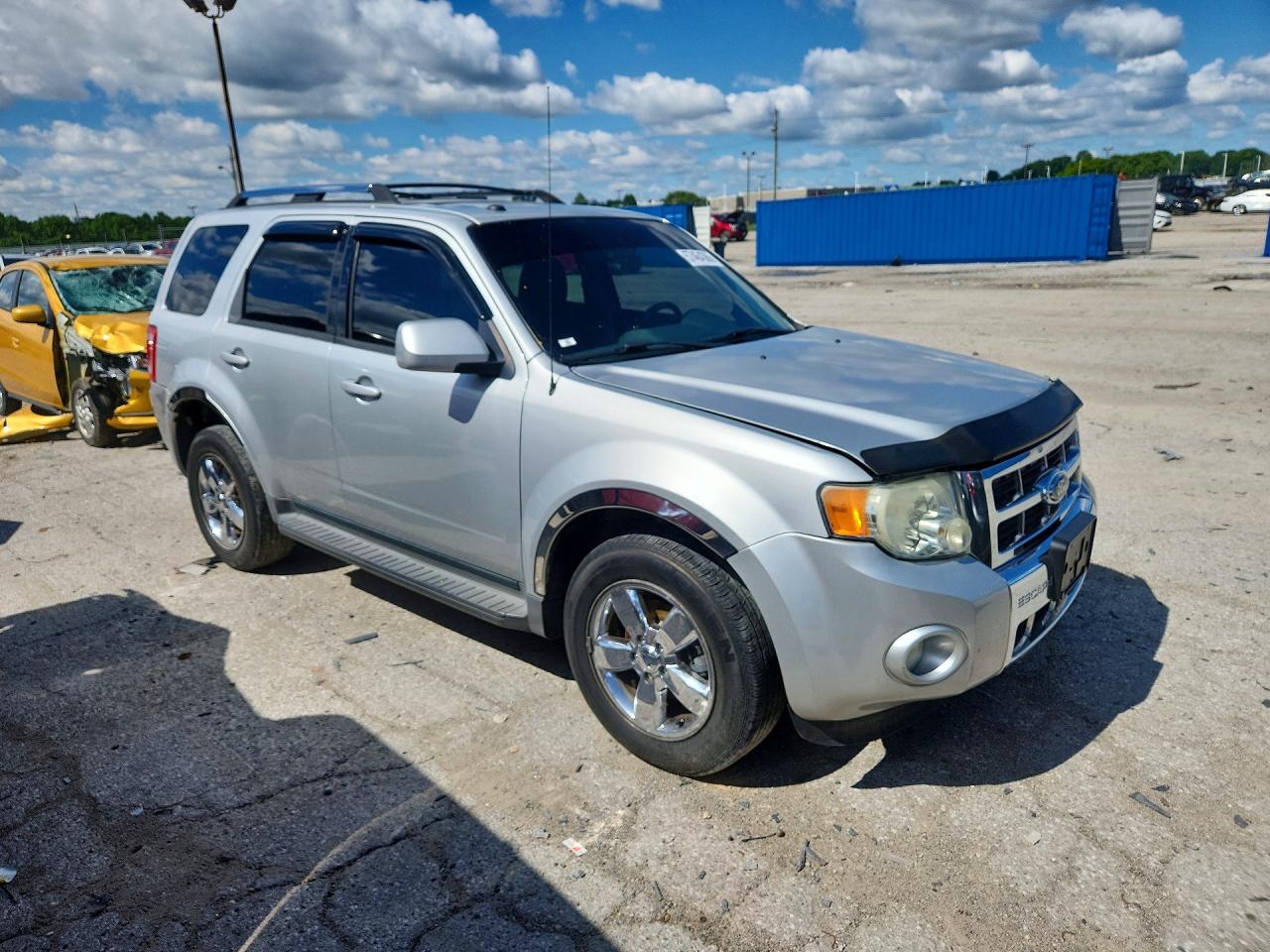 2009 Ford Escape Limited Серебряный vin: 1FMCU94G39KA62342