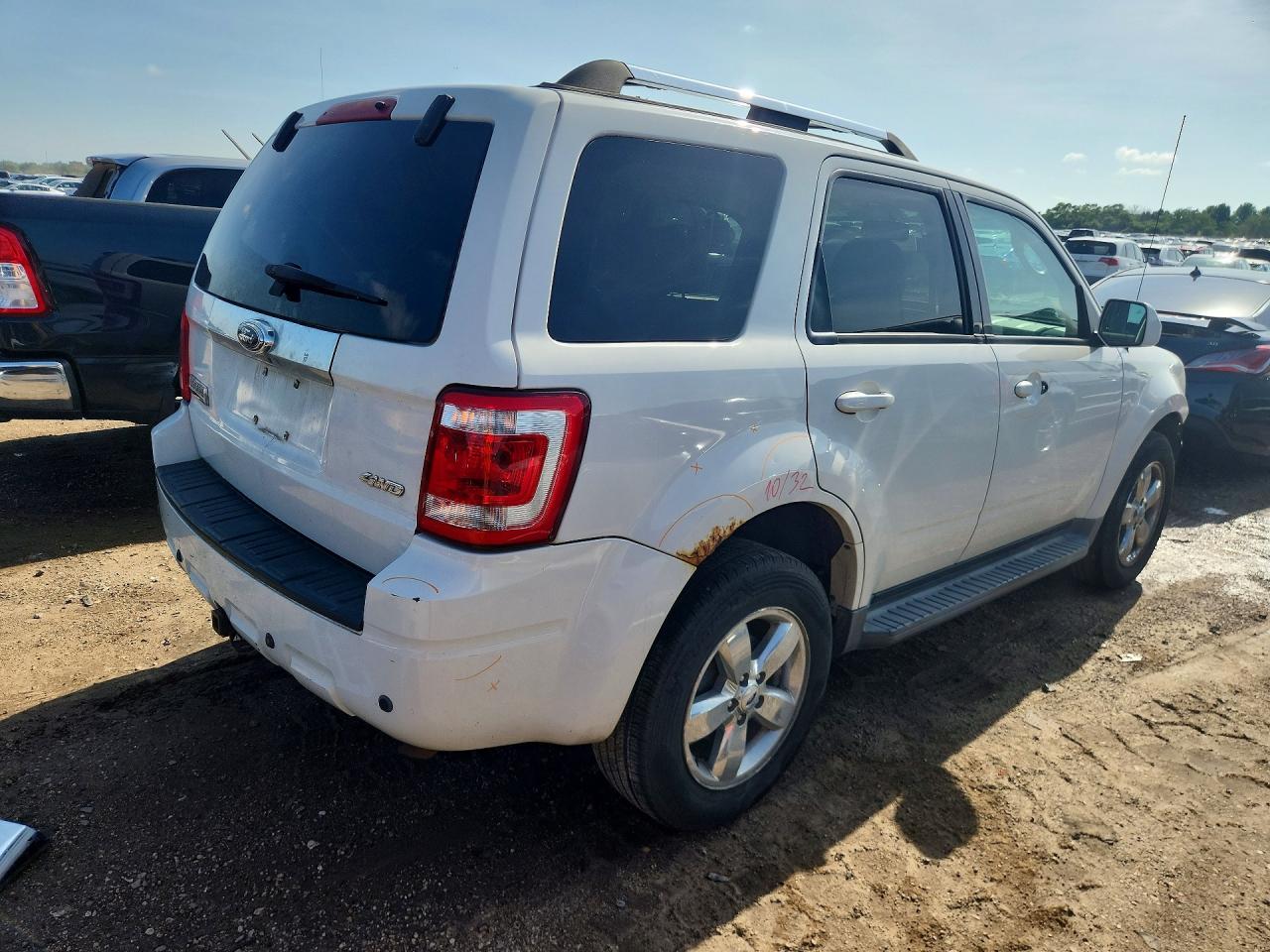 2009 Ford Escape Limited Белый vin: 1FMCU94G39KB94338