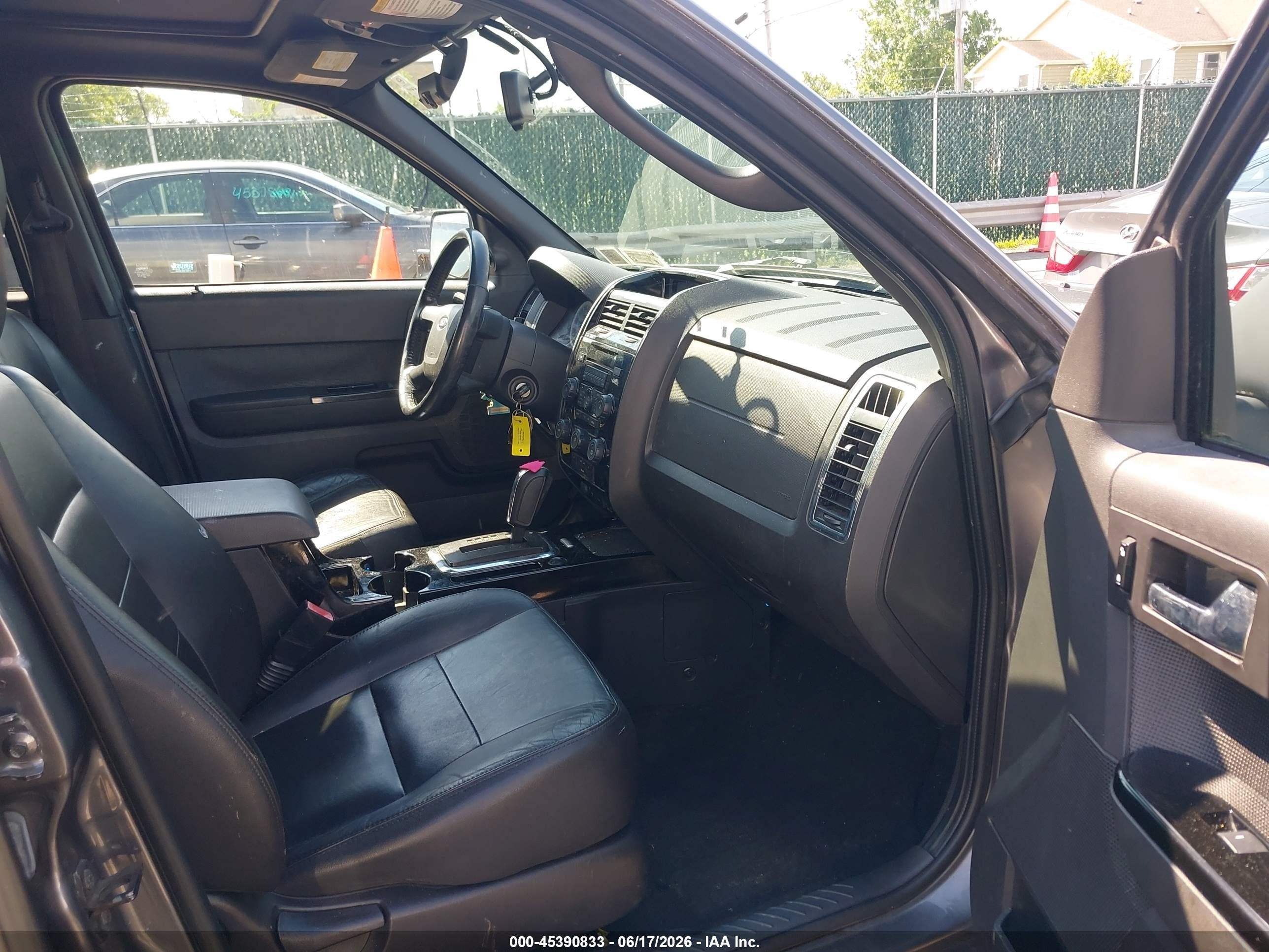 2009 Ford Escape Limited Gray vin: 1FMCU94G59KA13000