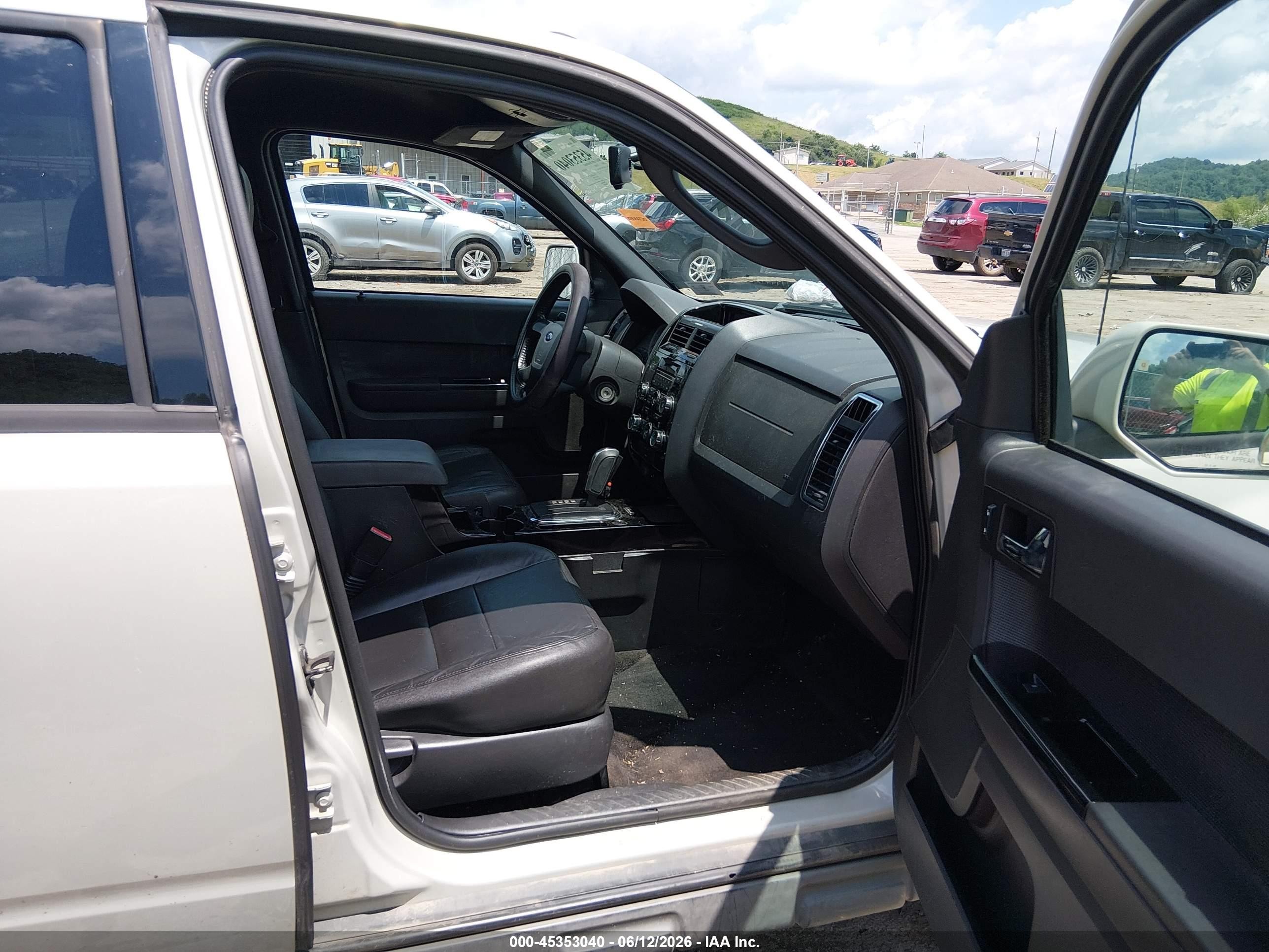 2009 Ford Escape Limited Gold vin: 1FMCU94G59KB53936