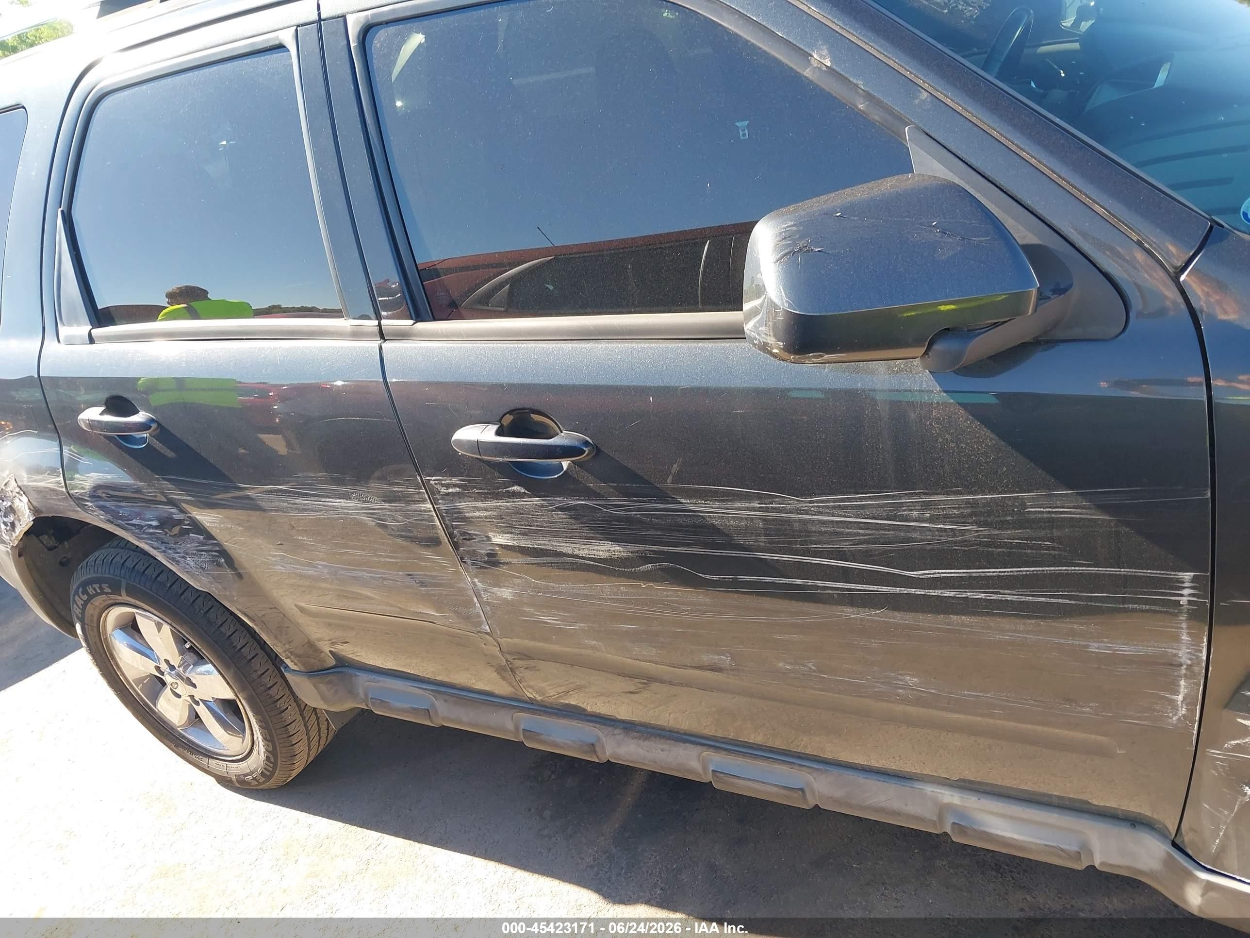 2009 Ford Escape Limited Gray vin: 1FMCU94G69KC26019