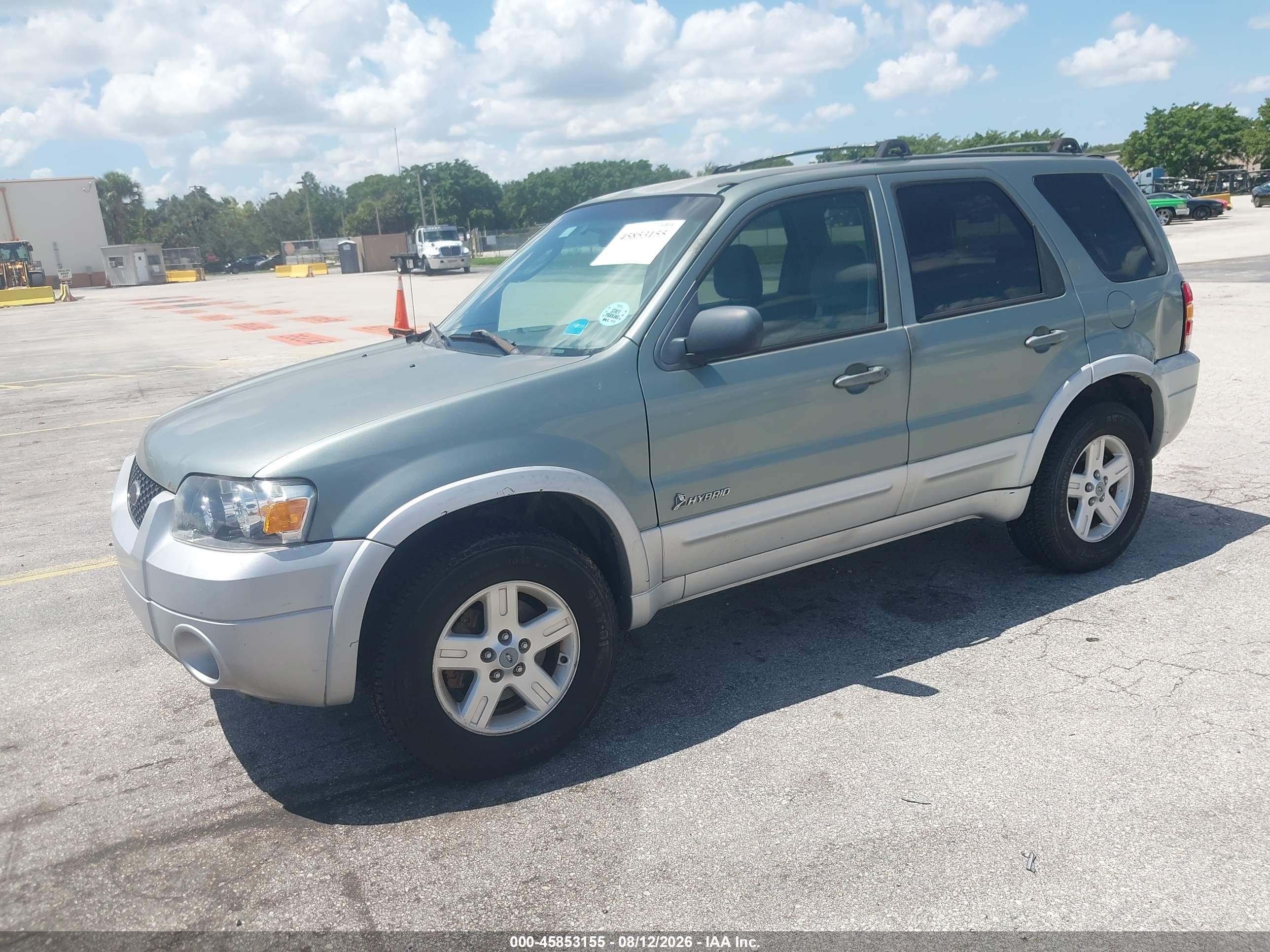 2006 Ford Escape Hybrid   Green vin: 1FMCU95H06KA08225