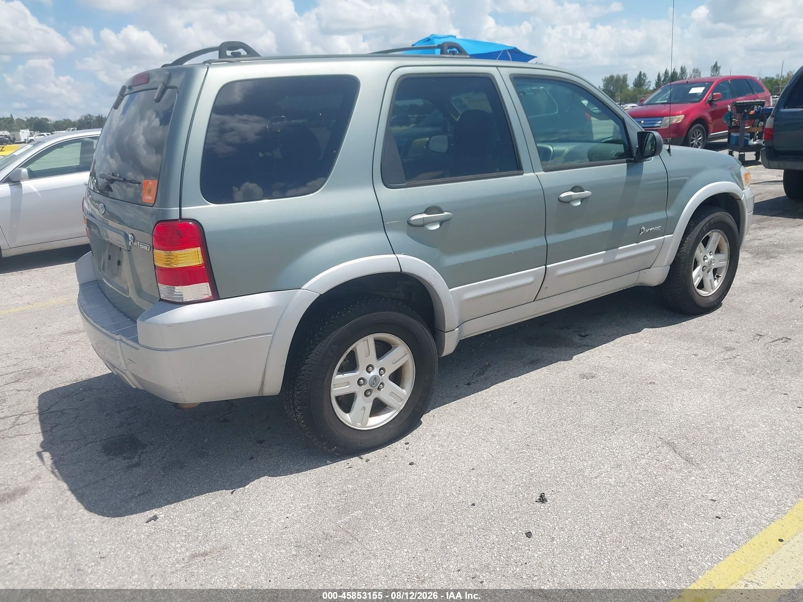 2006 Ford Escape Hybrid   Green vin: 1FMCU95H06KA08225