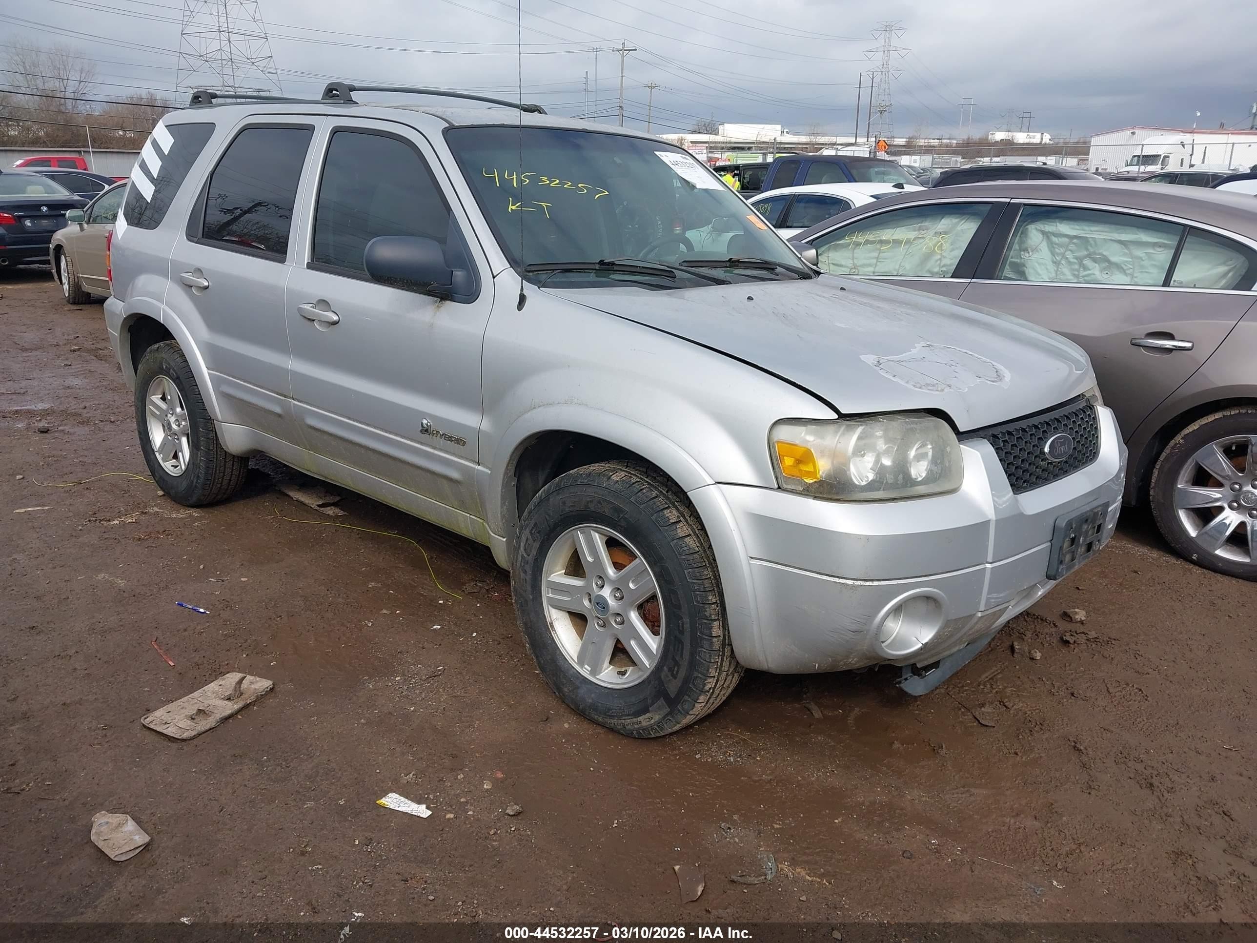 2006 Ford Escape Hybrid   Silver vin: 1FMCU96H36KA75075