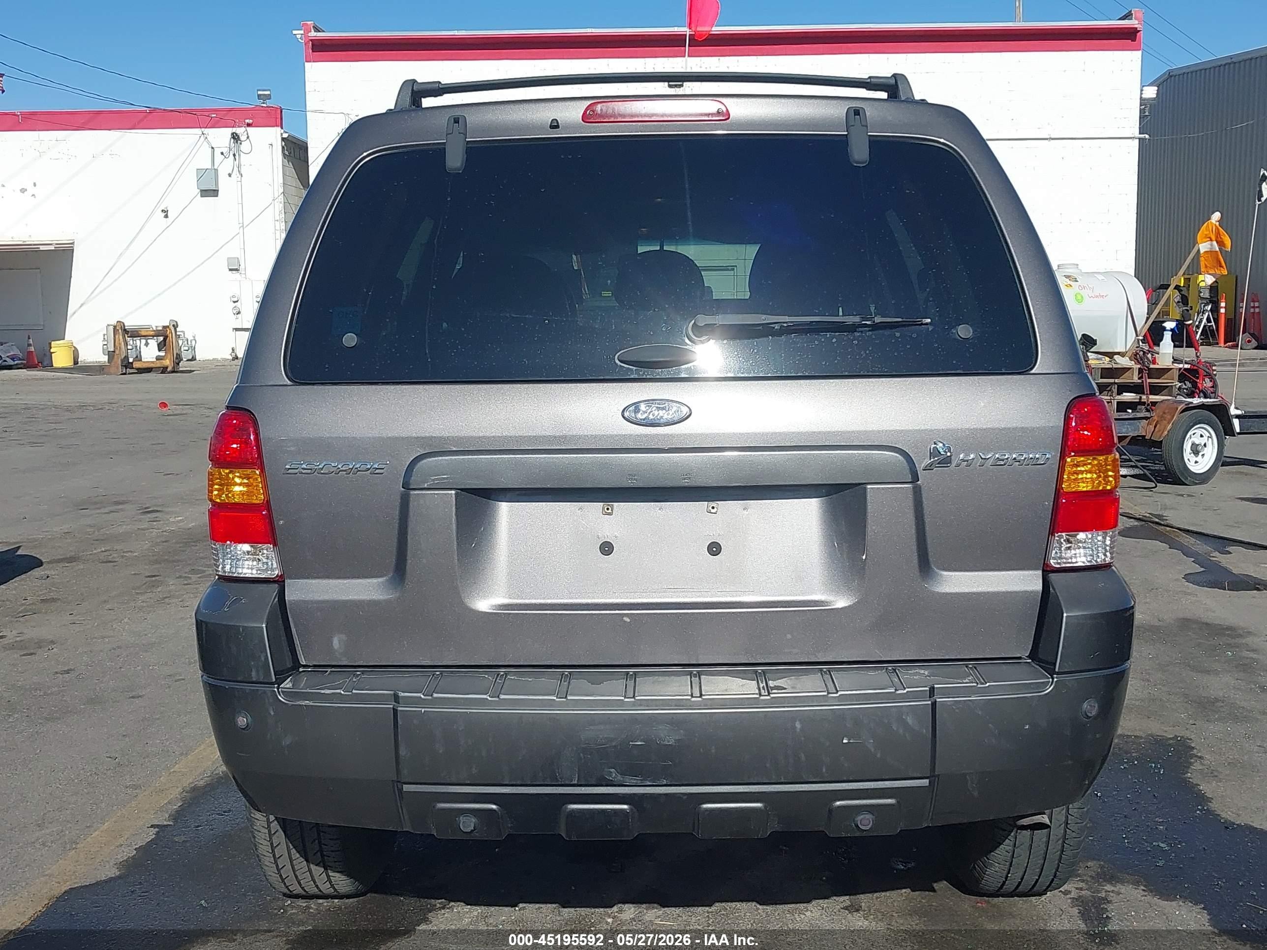 2006 Ford Escape Hybrid   Gray vin: 1FMCU96HX6KA39920