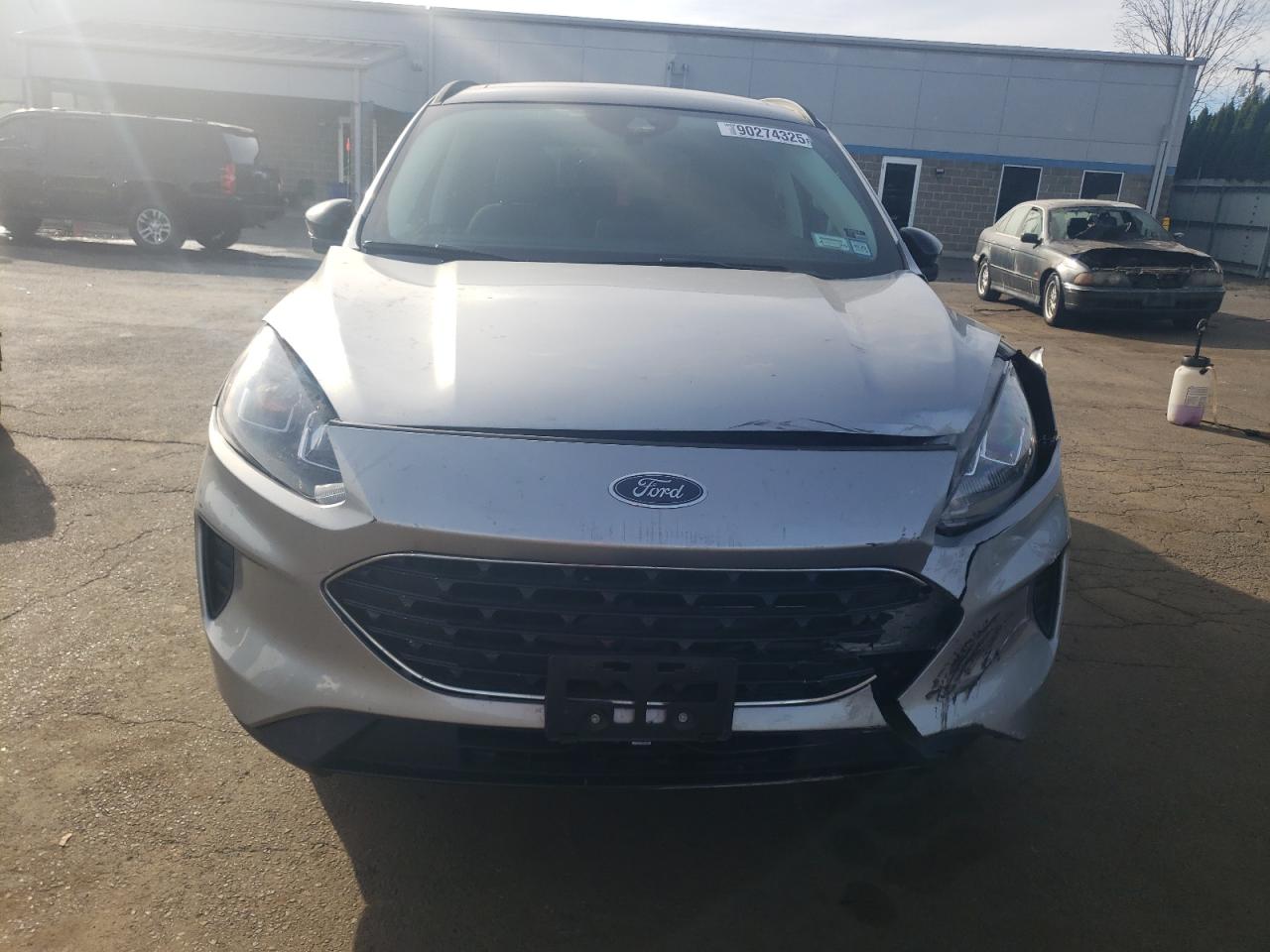 2022 Ford Escape Se Серебряный vin: 1FMCU9BZ0NUA31410