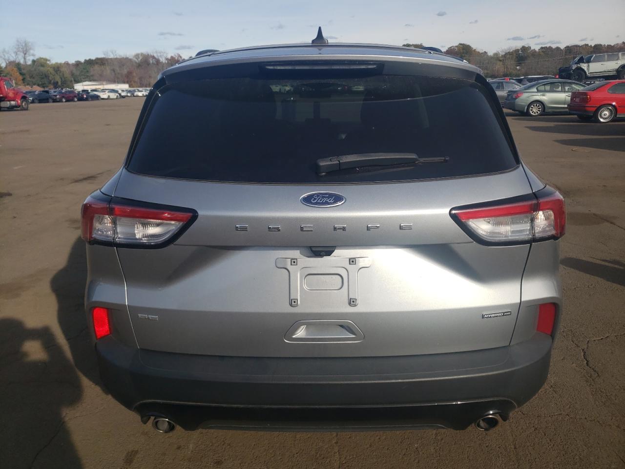 2022 Ford Escape Se Серебряный vin: 1FMCU9BZ0NUA31410
