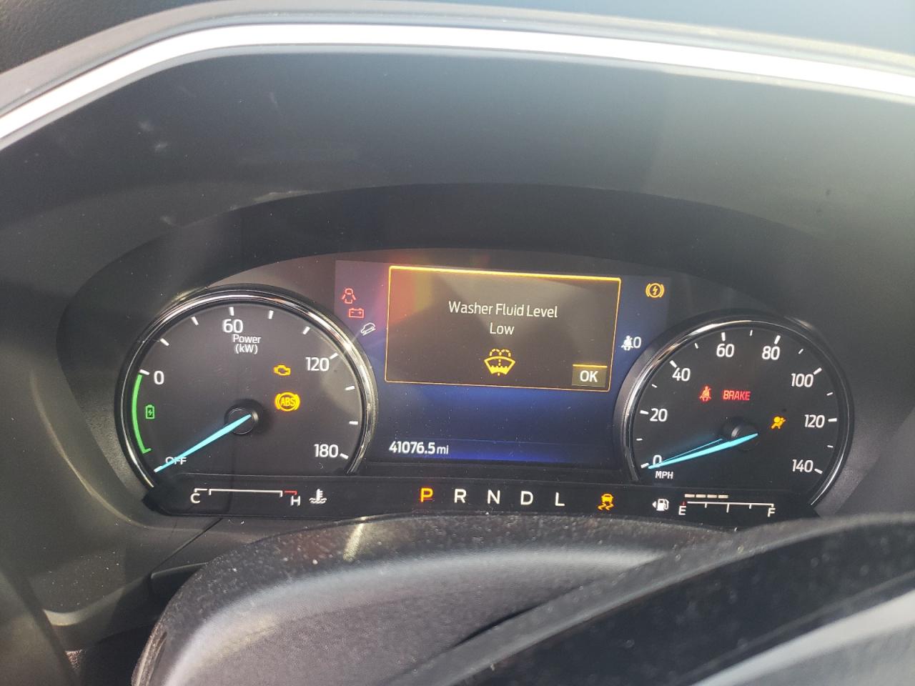 2022 Ford Escape Se Серебряный vin: 1FMCU9BZ0NUA31410