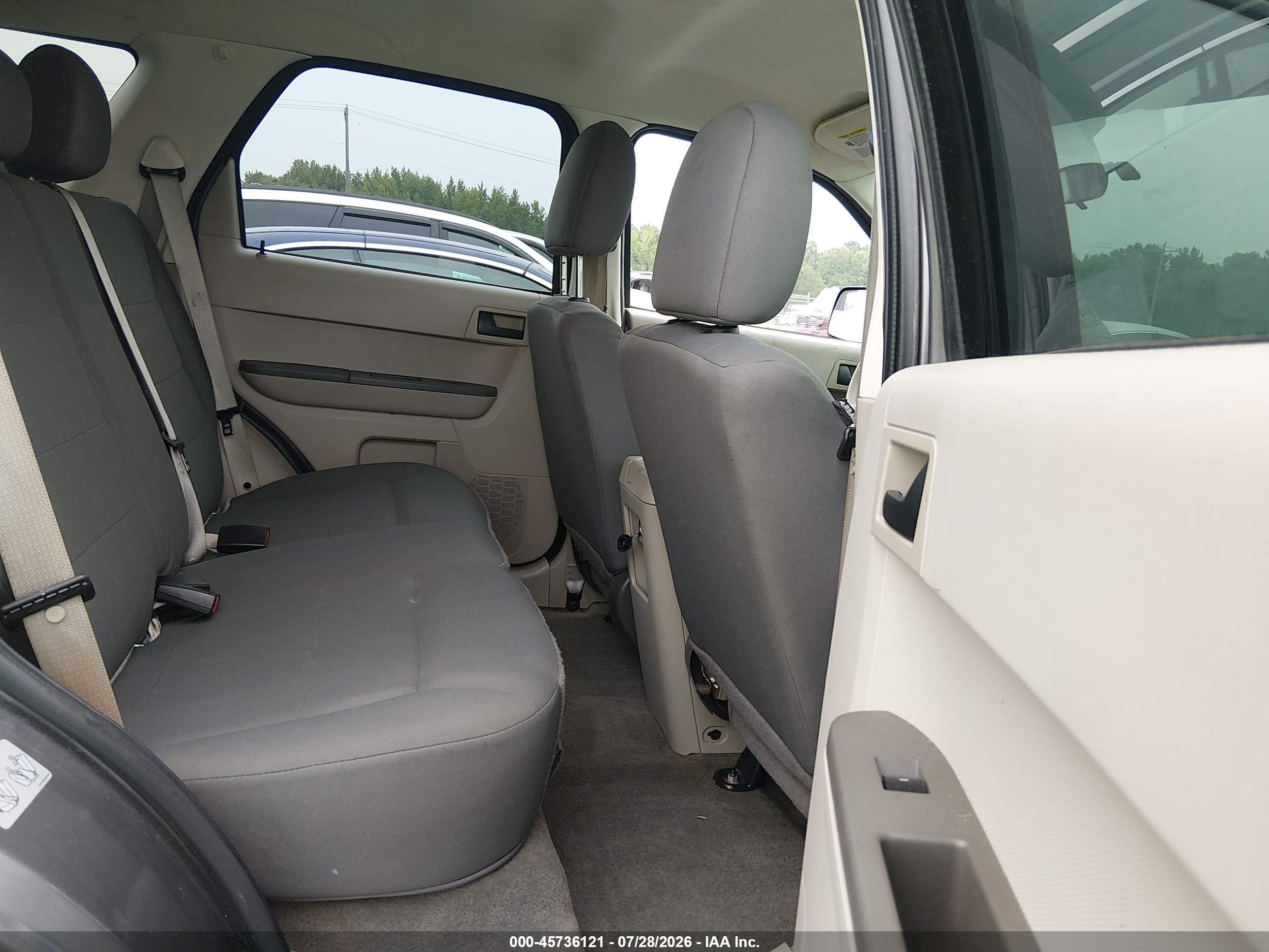 2011 Ford Escape Xls Gray vin: 1FMCU9C70BKA88159