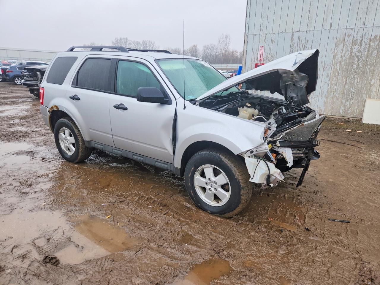 2010 Ford Escape Xls Silver vin: 1FMCU9C72AKC85378