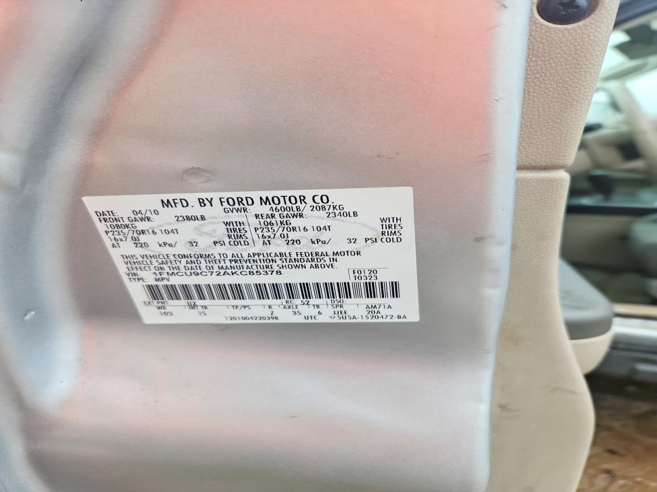 2010 Ford Escape Xls Silver vin: 1FMCU9C72AKC85378