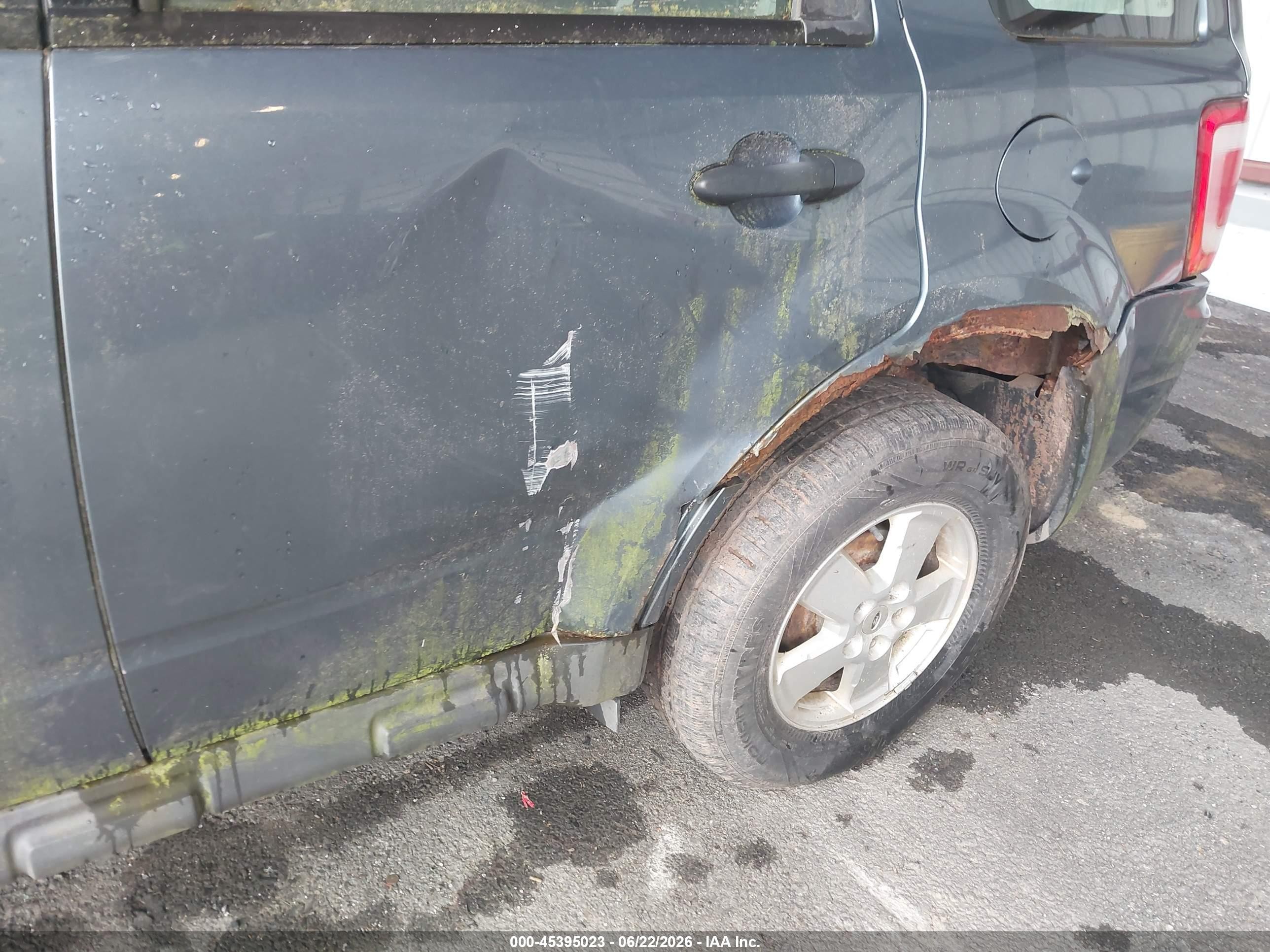 2010 Ford Escape Xls Blue vin: 1FMCU9C73AKB92367
