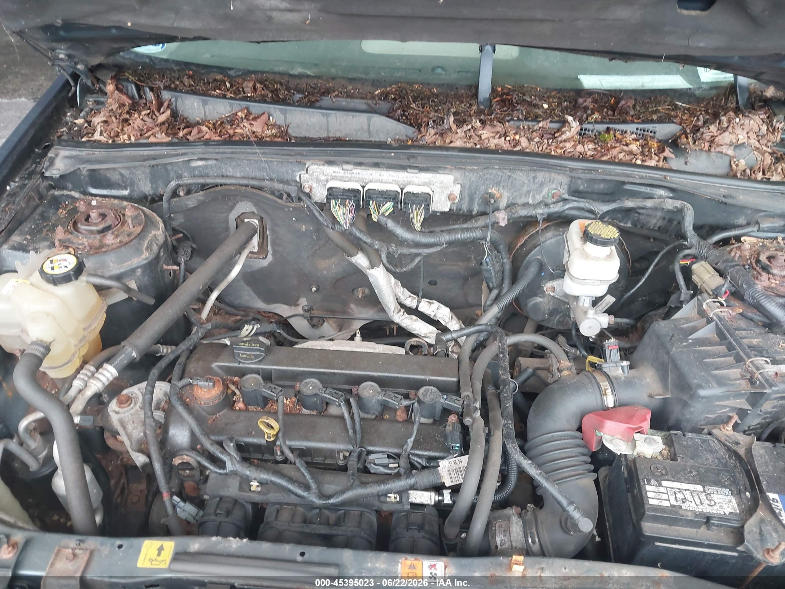 2010 Ford Escape Xls Blue vin: 1FMCU9C73AKB92367