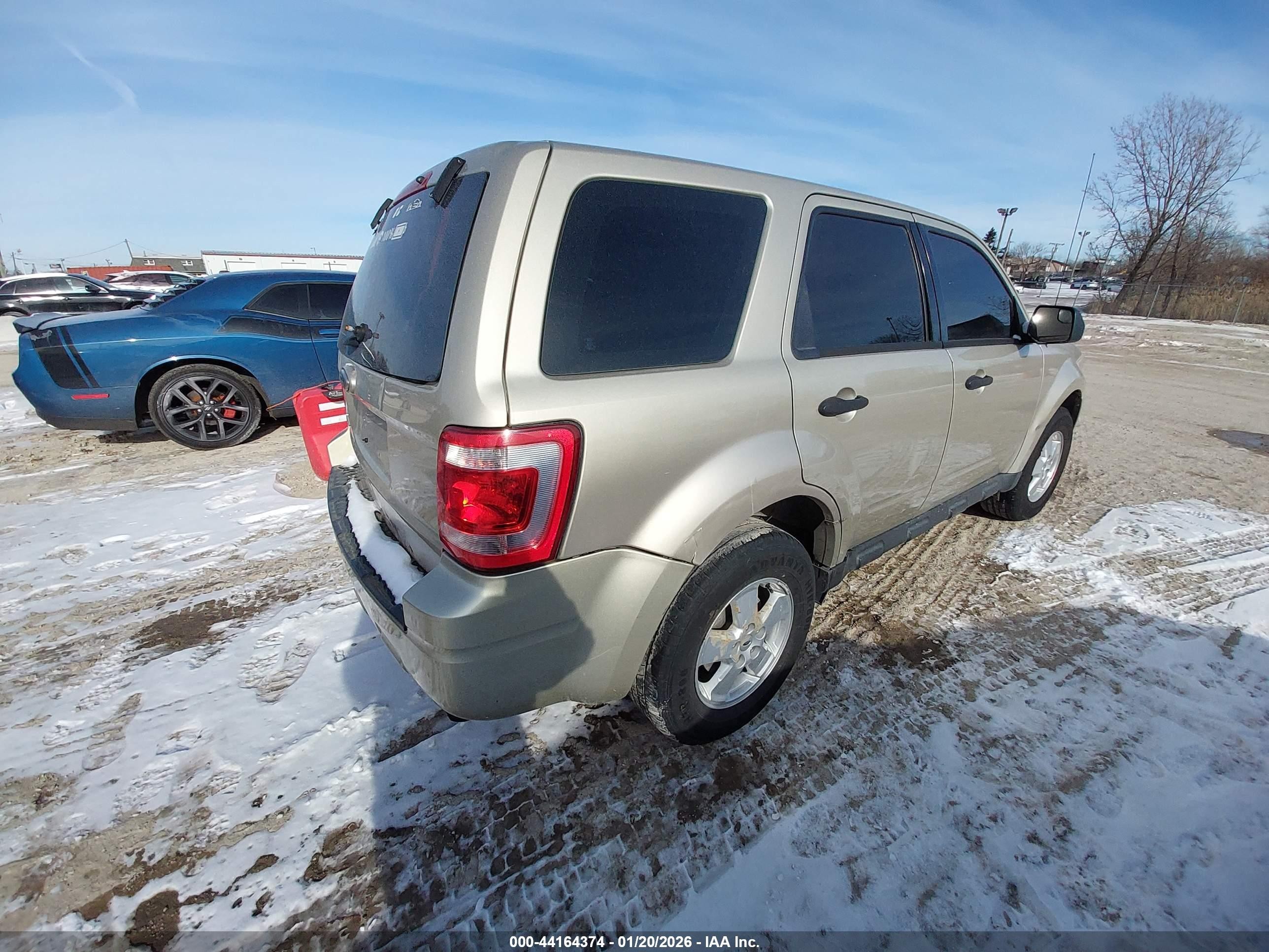 2012 Ford Escape Xls Beige vin: 1FMCU9C73CKB44094