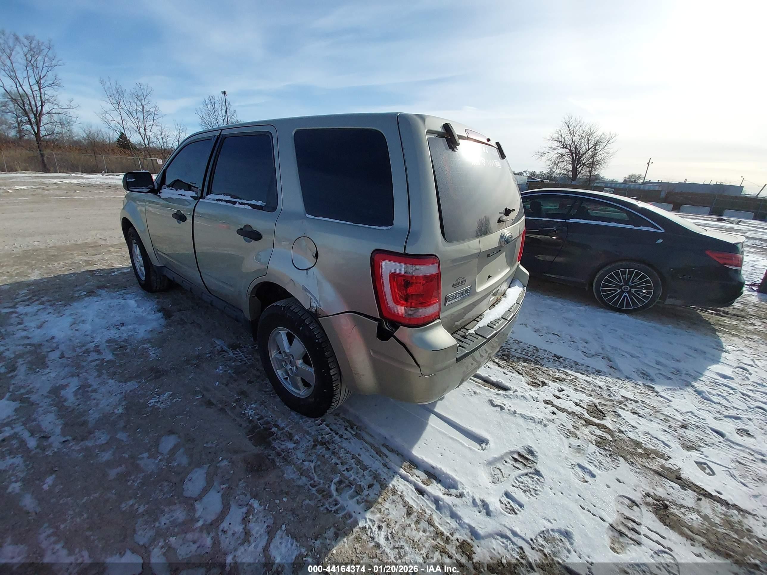 2012 Ford Escape Xls Beige vin: 1FMCU9C73CKB44094