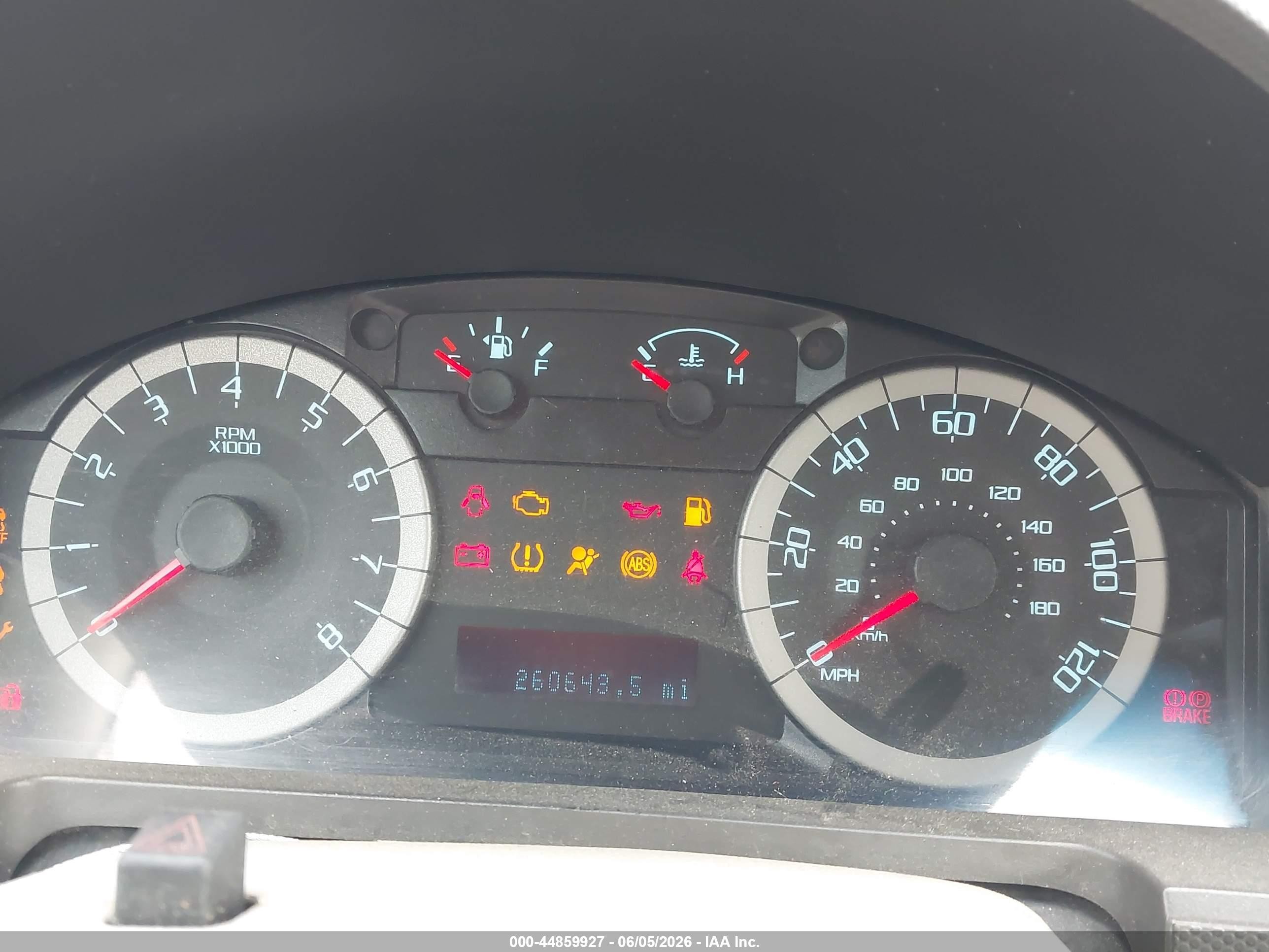 2011 Ford Escape Xls White vin: 1FMCU9C74BKA27588