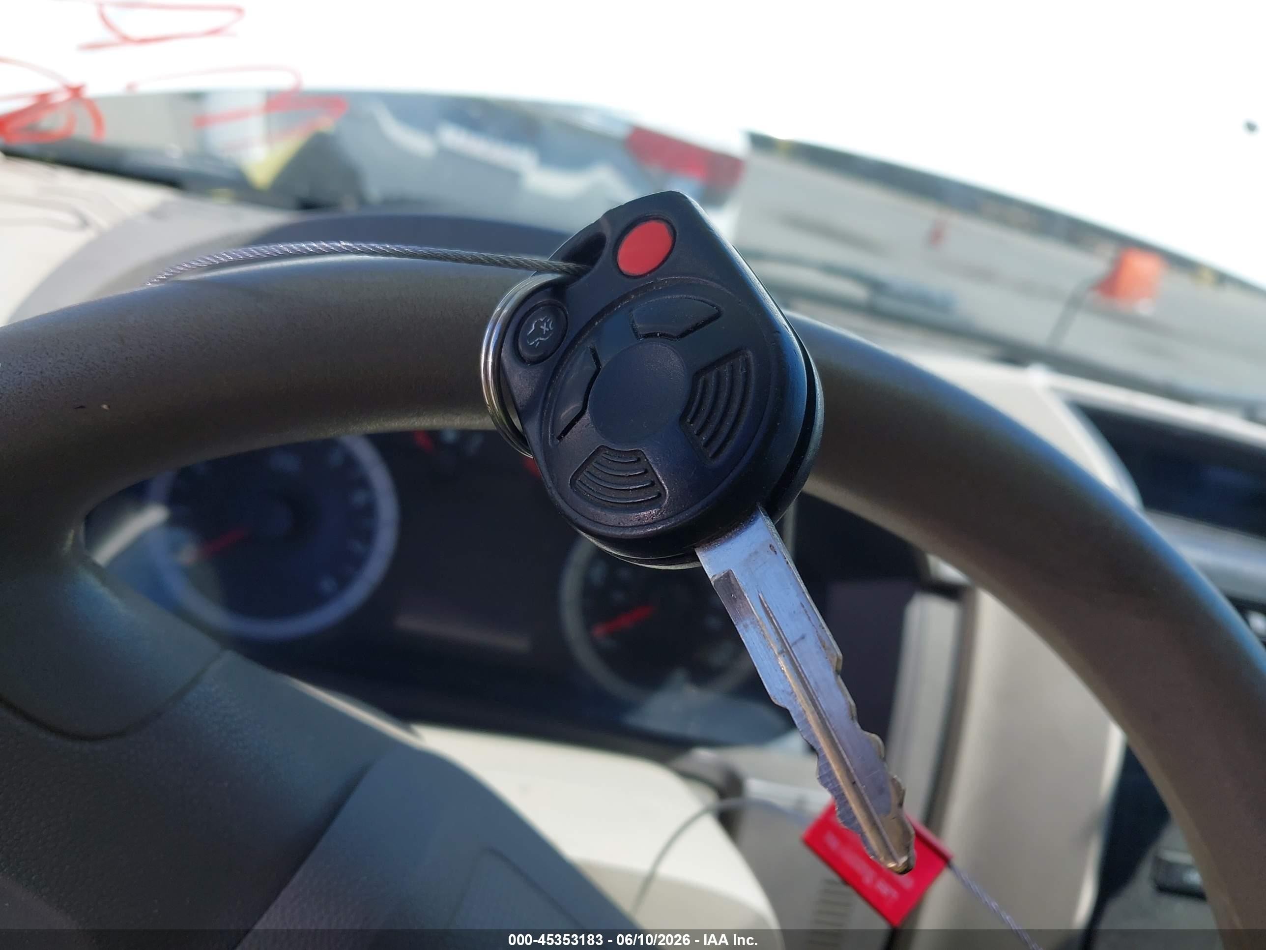 2011 Ford Escape Xls White vin: 1FMCU9C74BKB46970