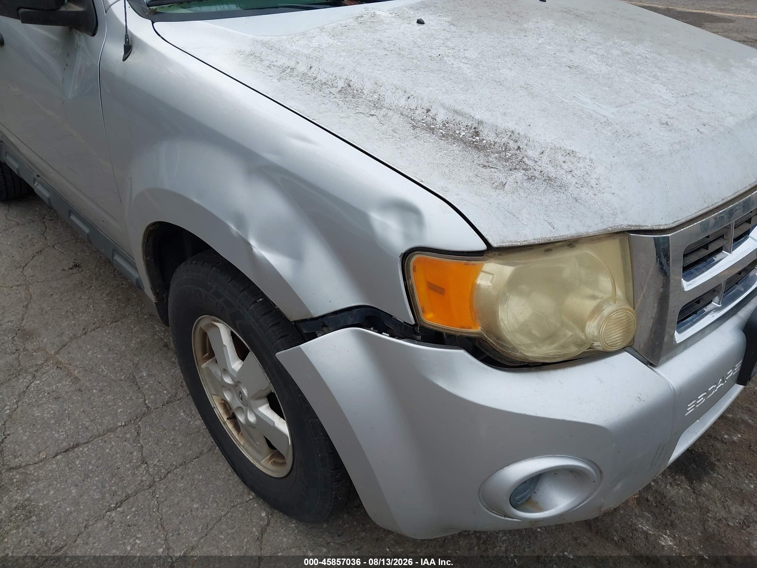 2010 Ford Escape Xls Серебряный vin: 1FMCU9C75AKD12752