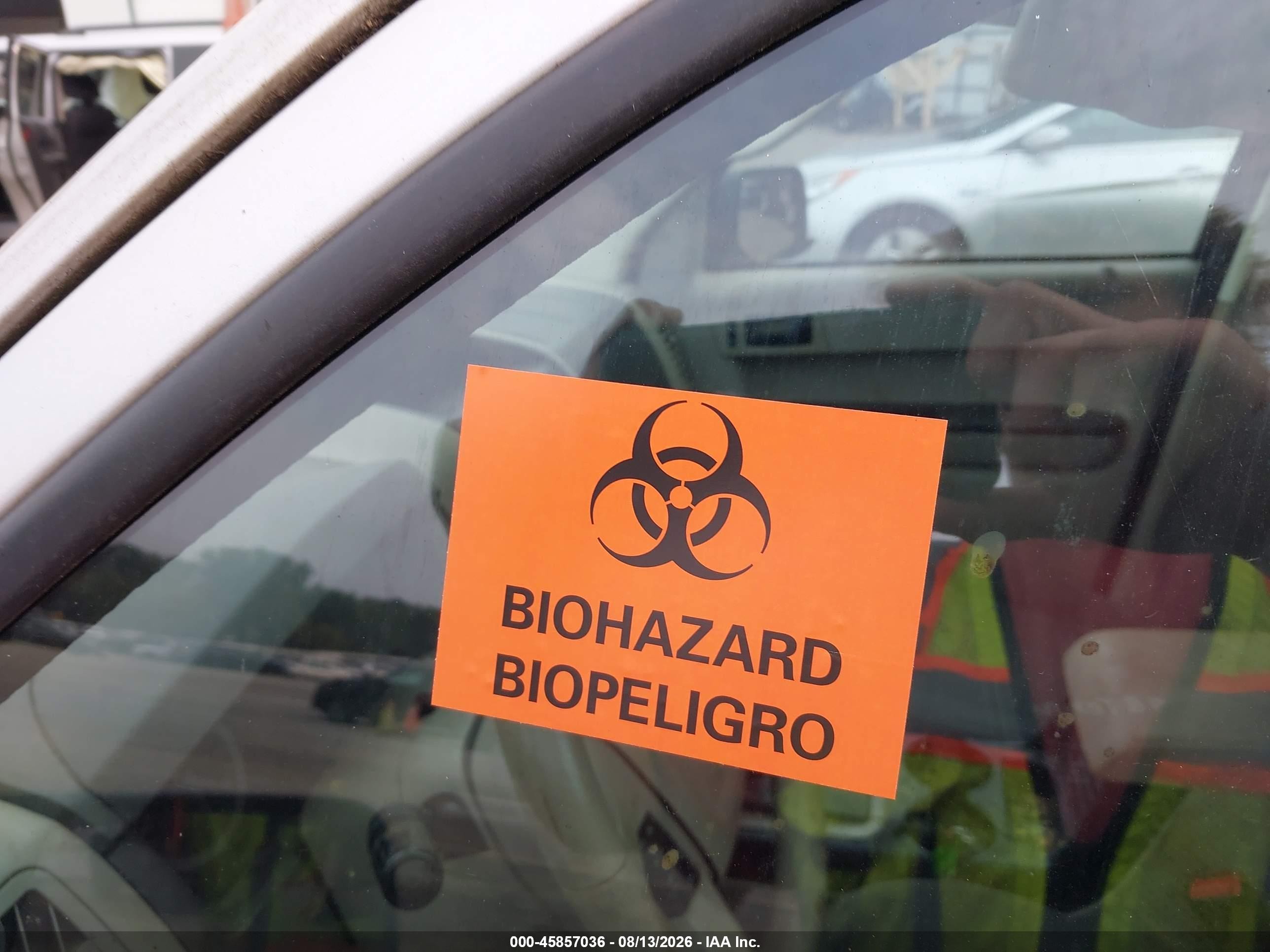 2010 Ford Escape Xls Серебряный vin: 1FMCU9C75AKD12752