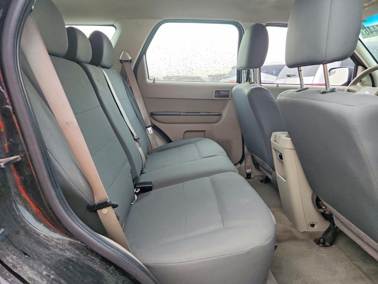 2010 Ford Escape Xls Black vin: 1FMCU9C76AKD17281