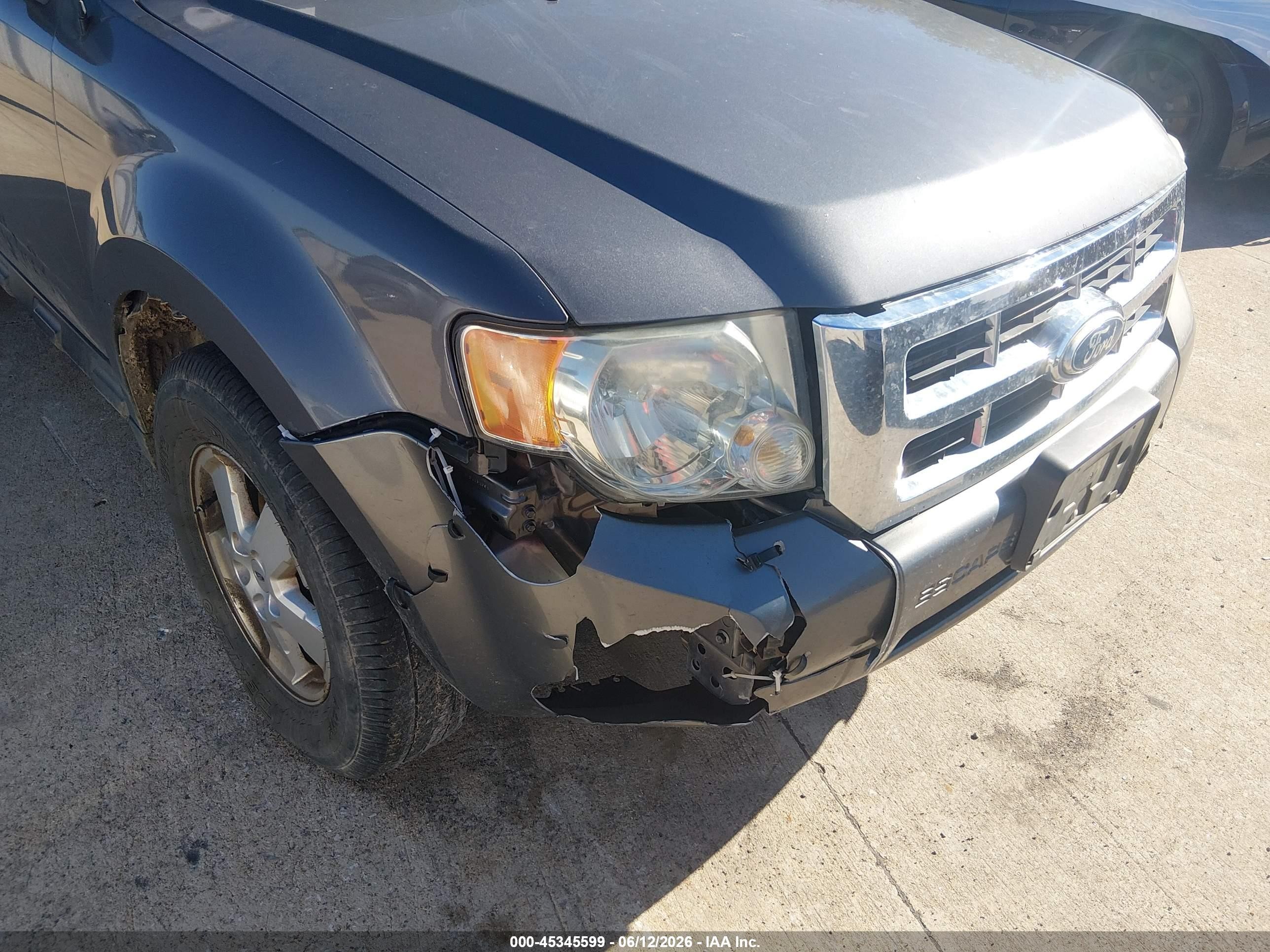 2011 Ford Escape Xls Gray vin: 1FMCU9C77BKA25995