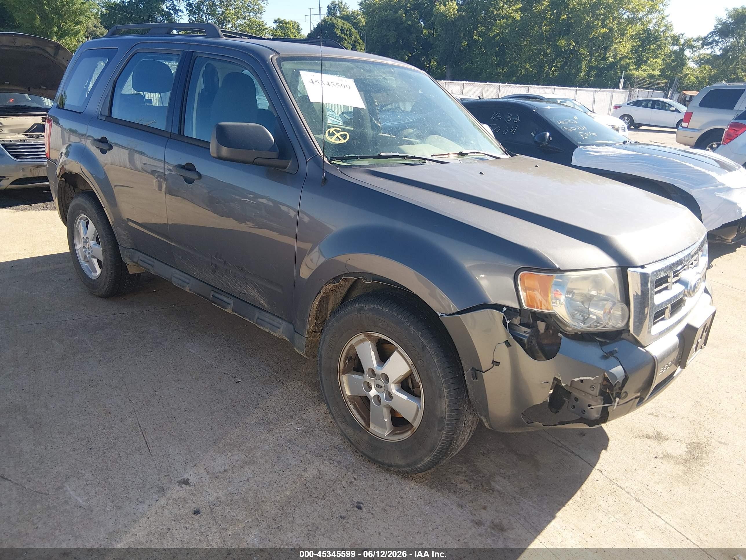 2011 Ford Escape Xls Gray vin: 1FMCU9C77BKA25995
