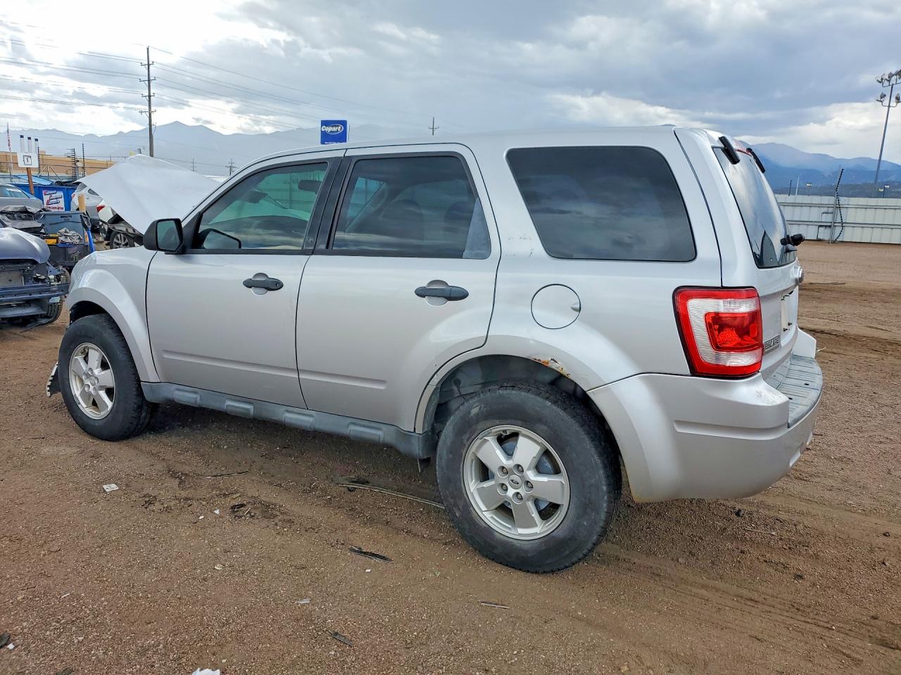 2011 Ford Escape Xls Silver vin: 1FMCU9C77BKB24686