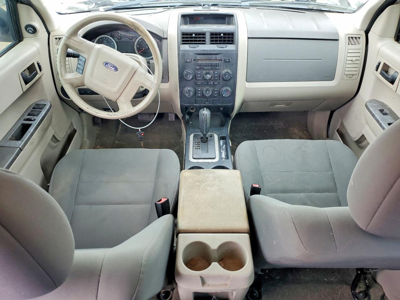 2011 Ford Escape Xls Silver vin: 1FMCU9C77BKB24686