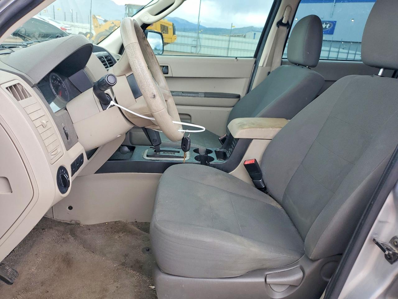 2011 Ford Escape Xls Silver vin: 1FMCU9C77BKB24686