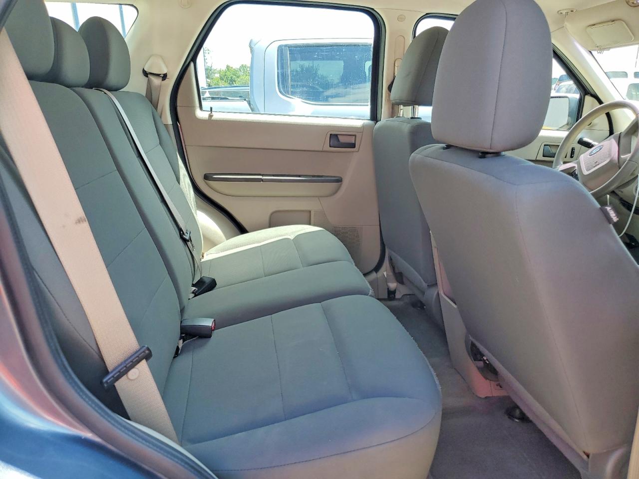 2010 Ford Escape Xls Blue vin: 1FMCU9C79AKA02216