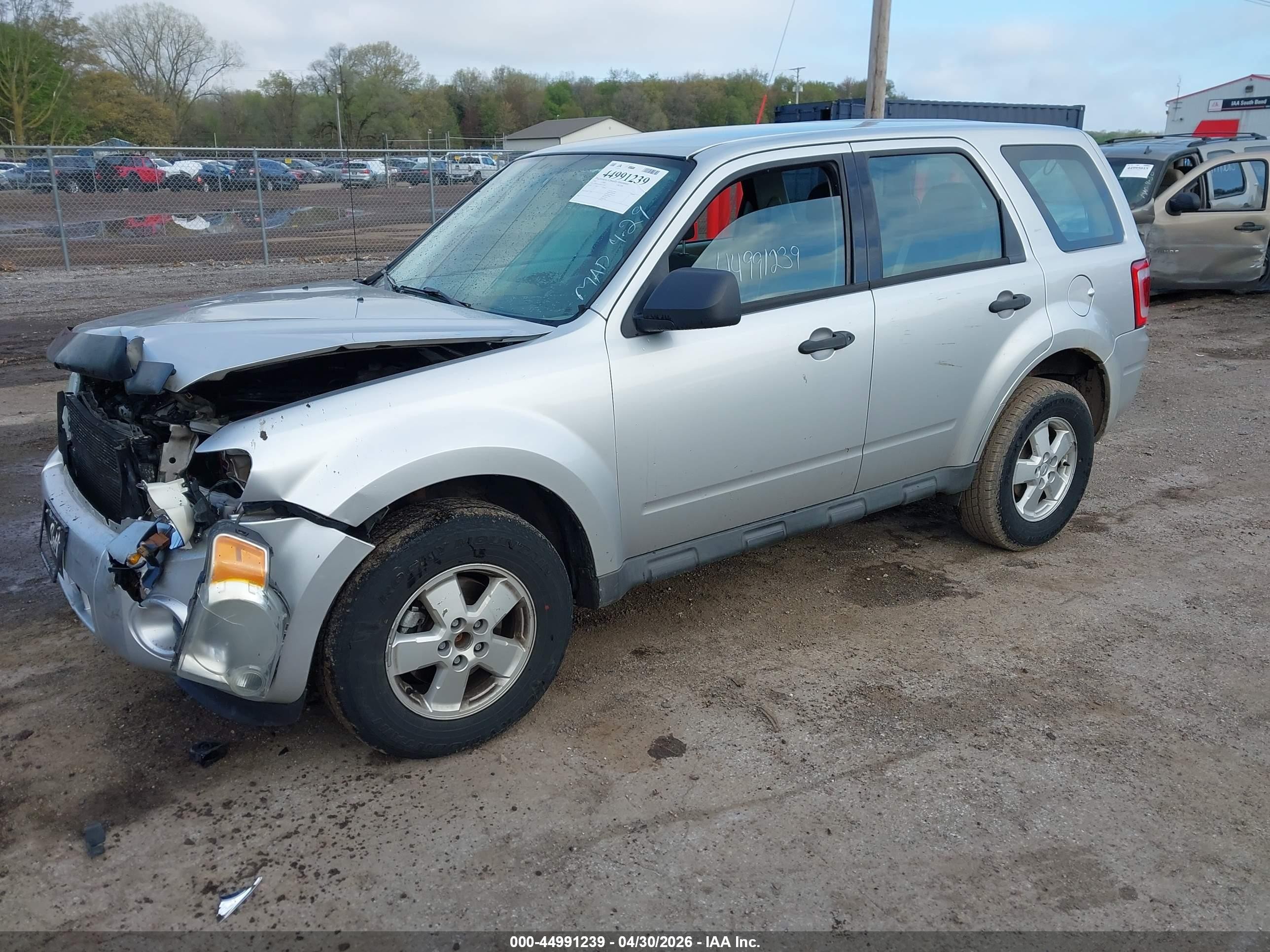 2010 Ford Escape Xls Gray vin: 1FMCU9C79AKC63524