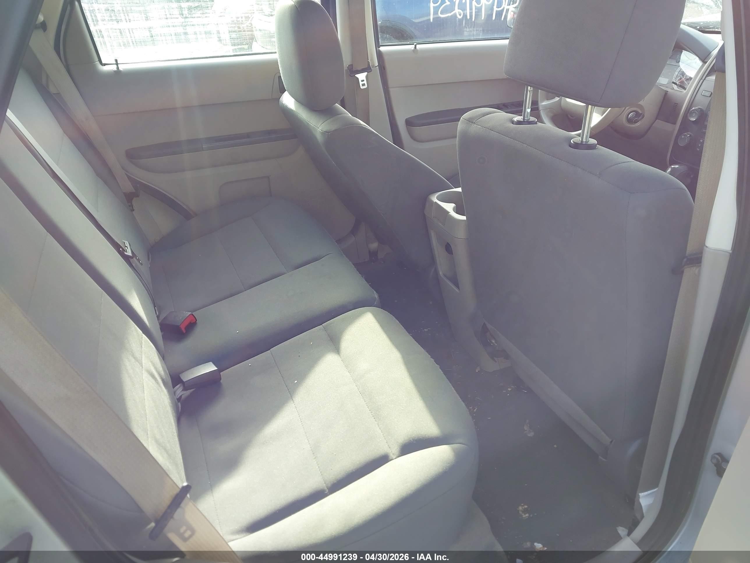 2010 Ford Escape Xls Gray vin: 1FMCU9C79AKC63524