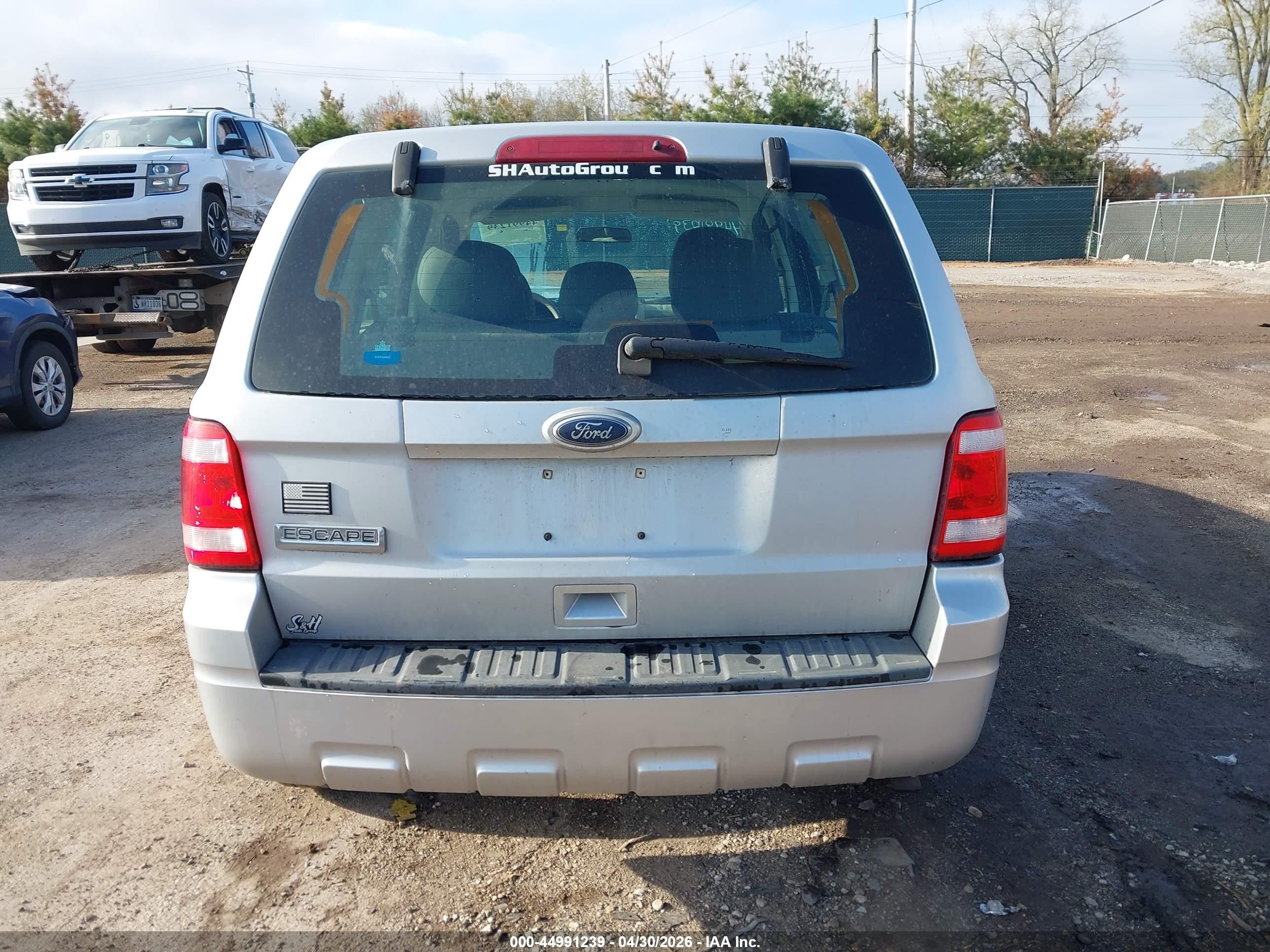 2010 Ford Escape Xls Gray vin: 1FMCU9C79AKC63524