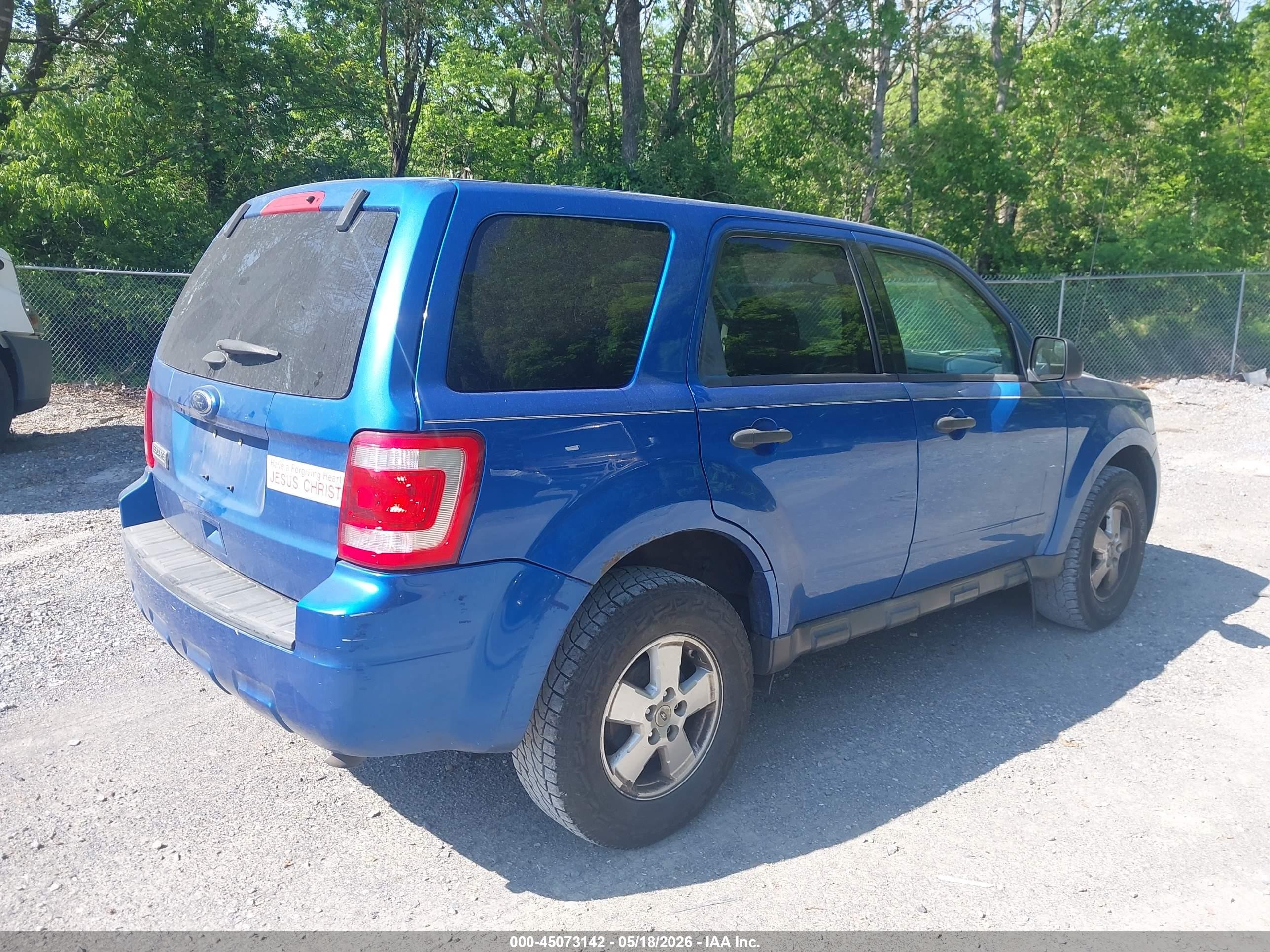 2011 Ford Escape Xls Синий vin: 1FMCU9C7XBKC24636