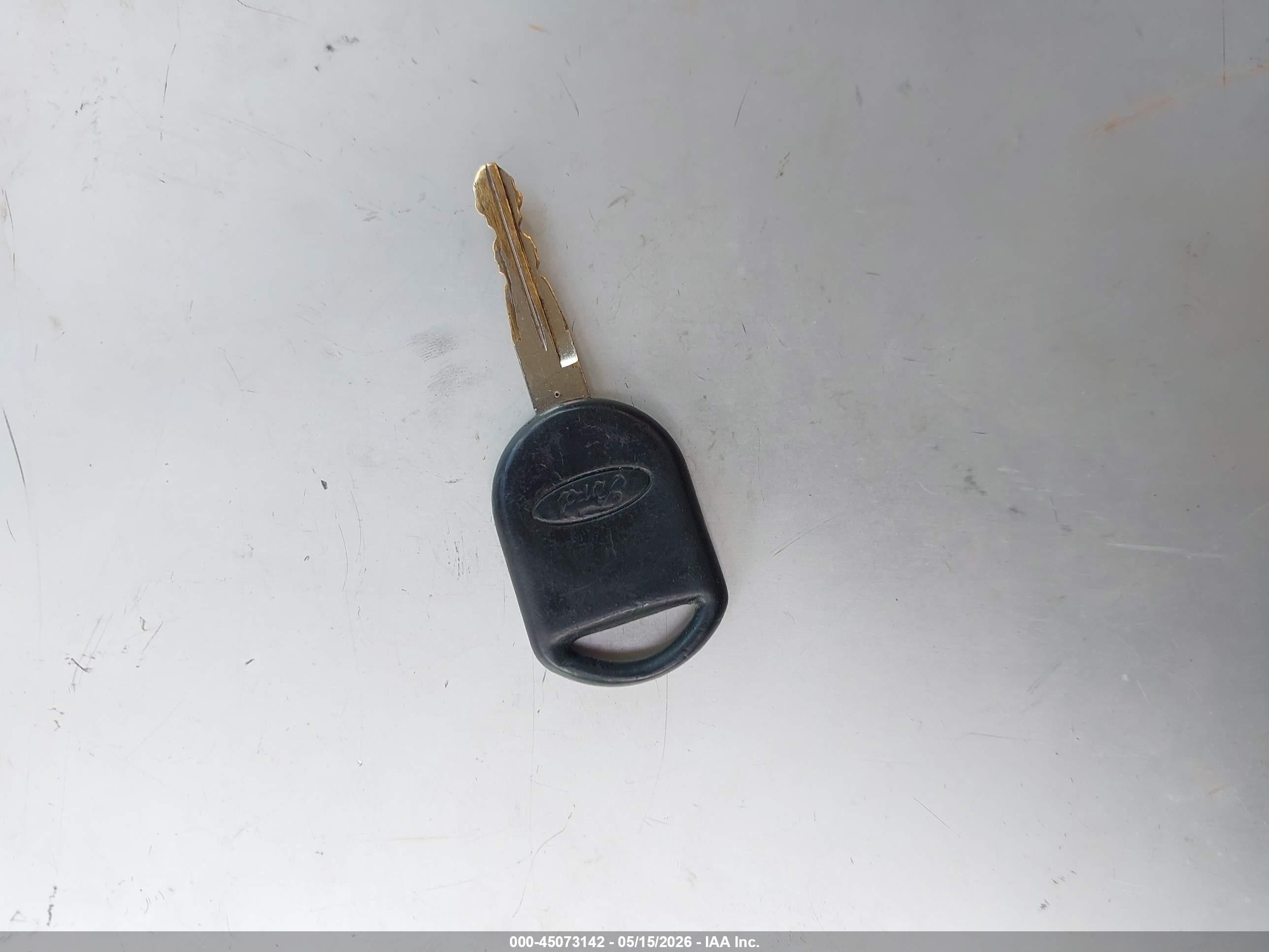 2011 Ford Escape Xls Синий vin: 1FMCU9C7XBKC24636