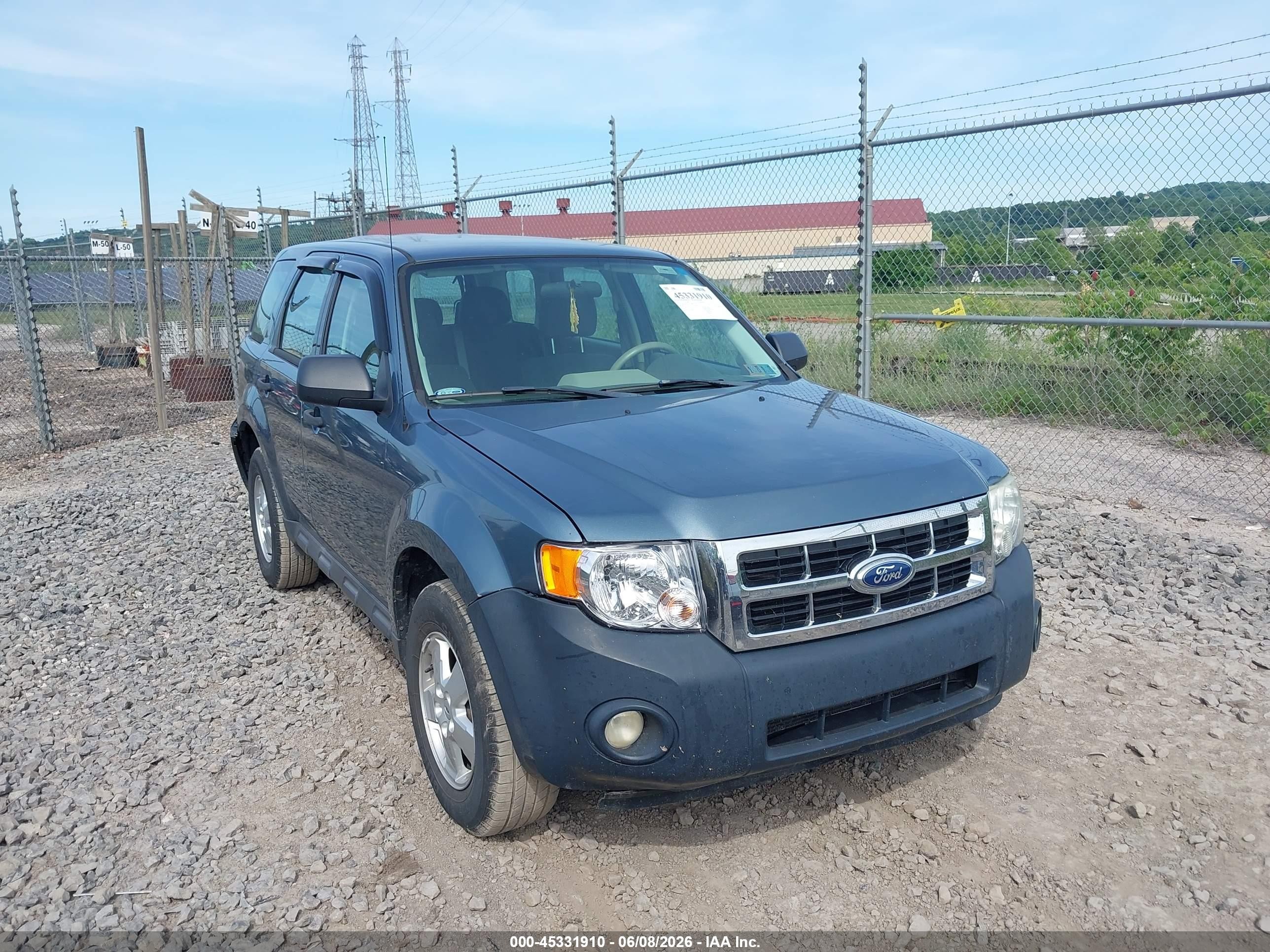 2012 Ford Escape Xls Light Blue vin: 1FMCU9C7XCKA67689