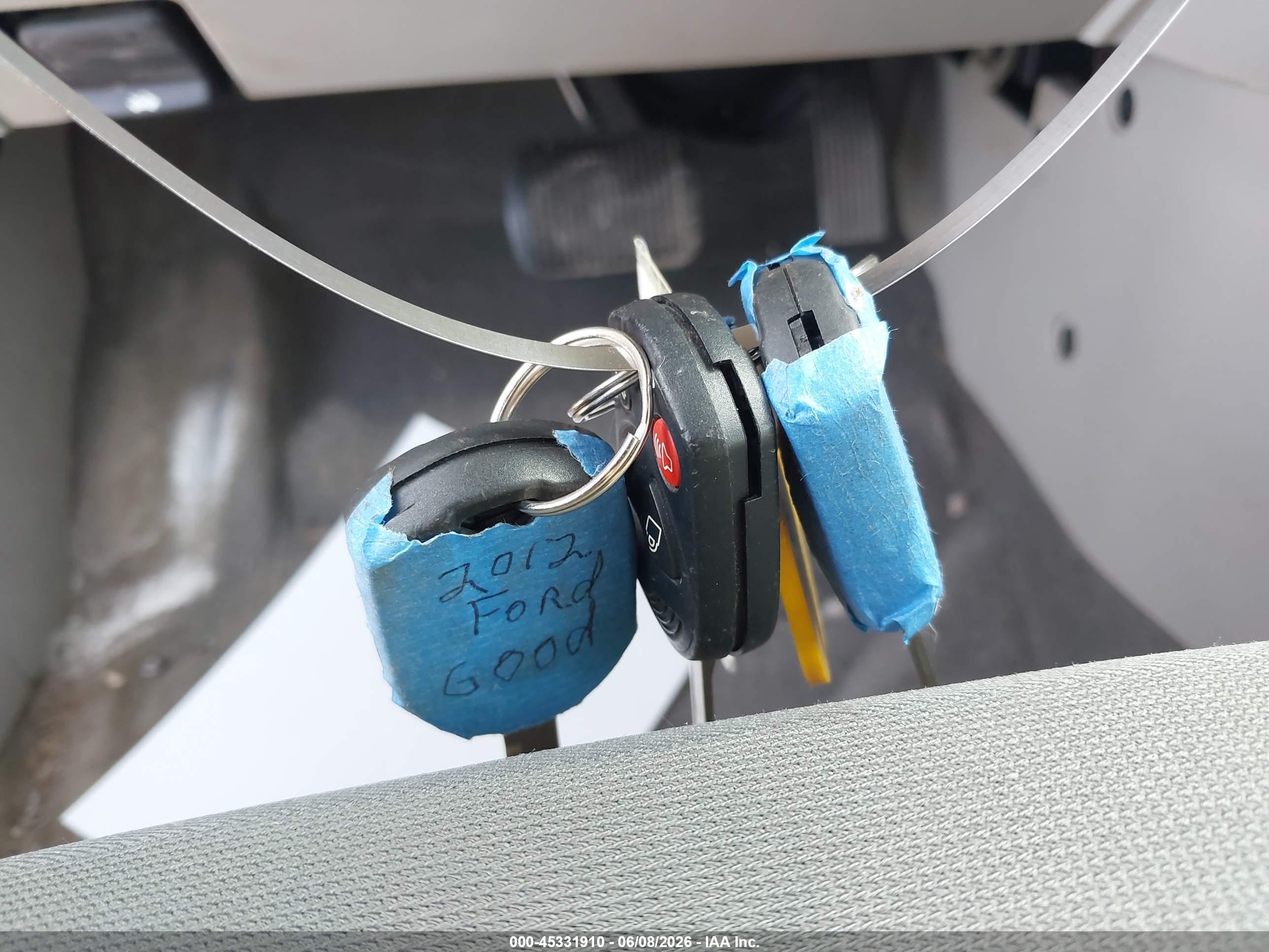 2012 Ford Escape Xls Light Blue vin: 1FMCU9C7XCKA67689