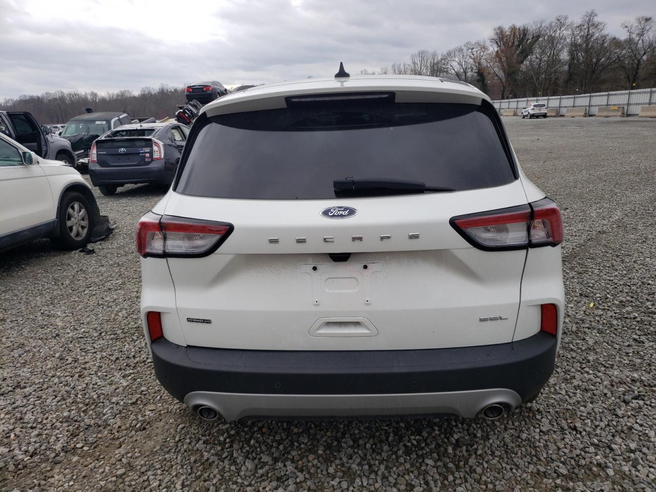 2021 Ford Escape Sel White vin: 1FMCU9CZ4MUA70210