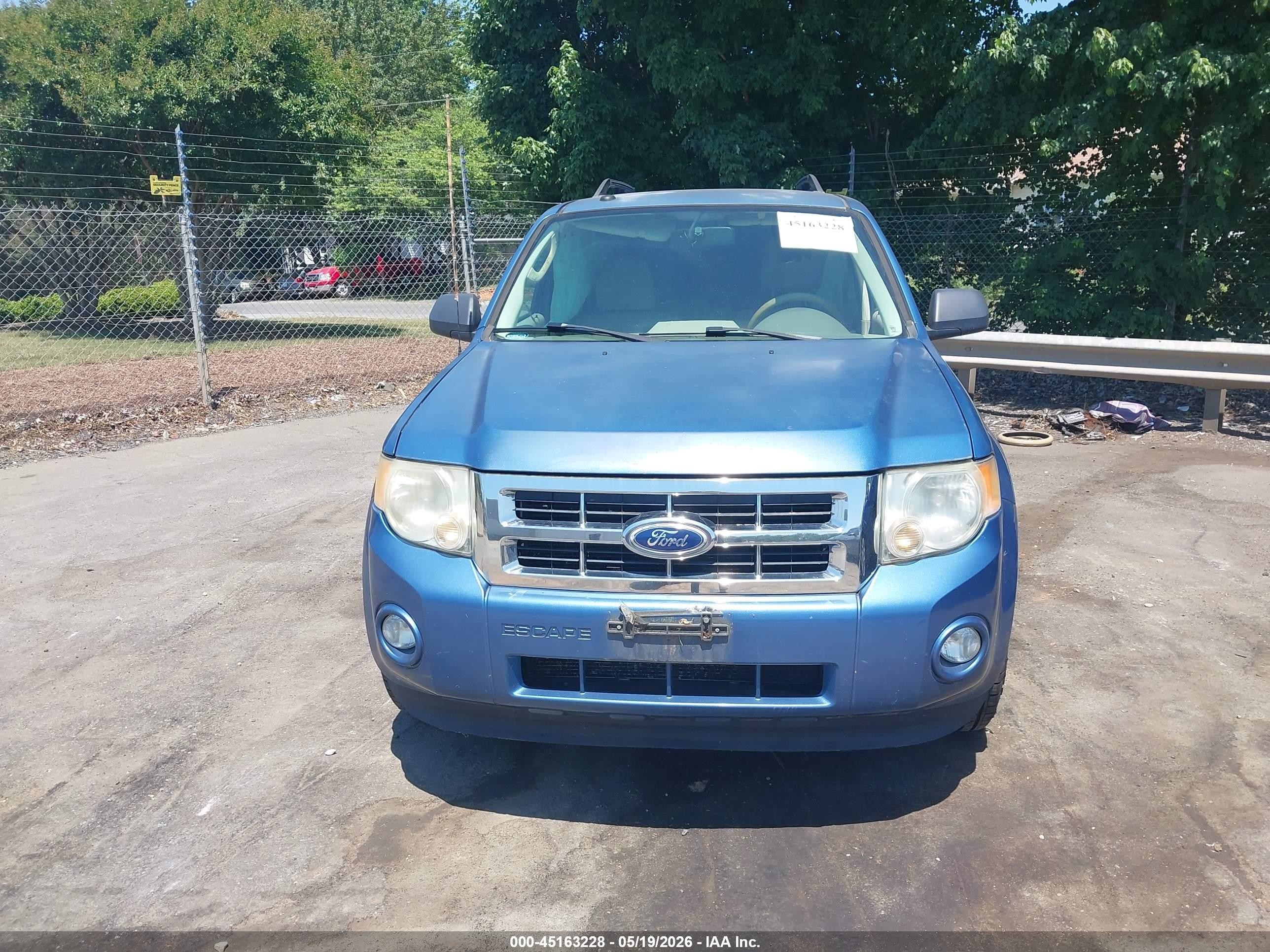 2010 Ford Escape Xlt Blue vin: 1FMCU9D70AKC91095