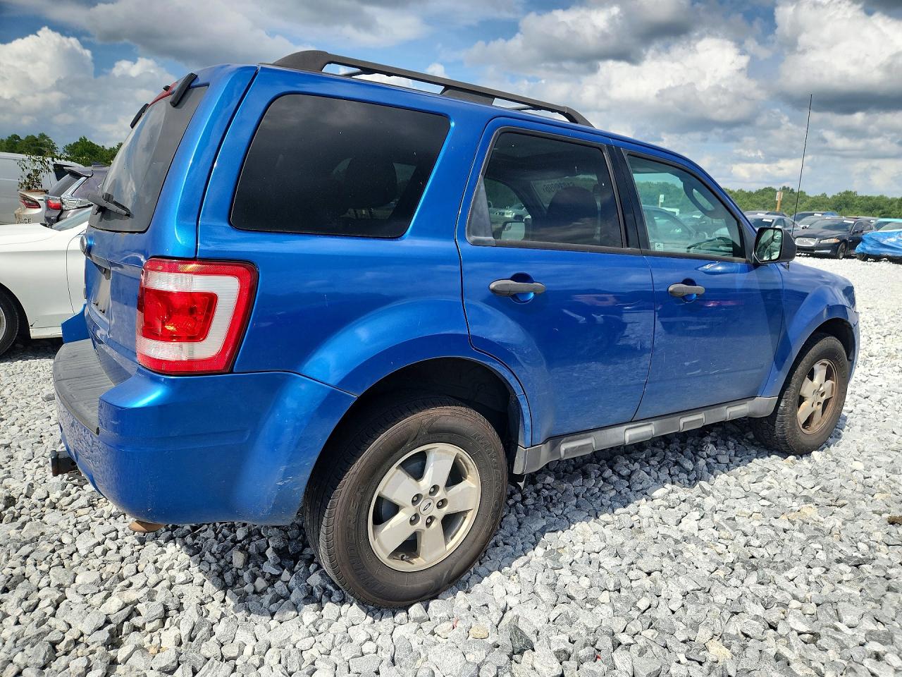 2011 Ford Escape Xlt Синий vin: 1FMCU9D70BKA08602
