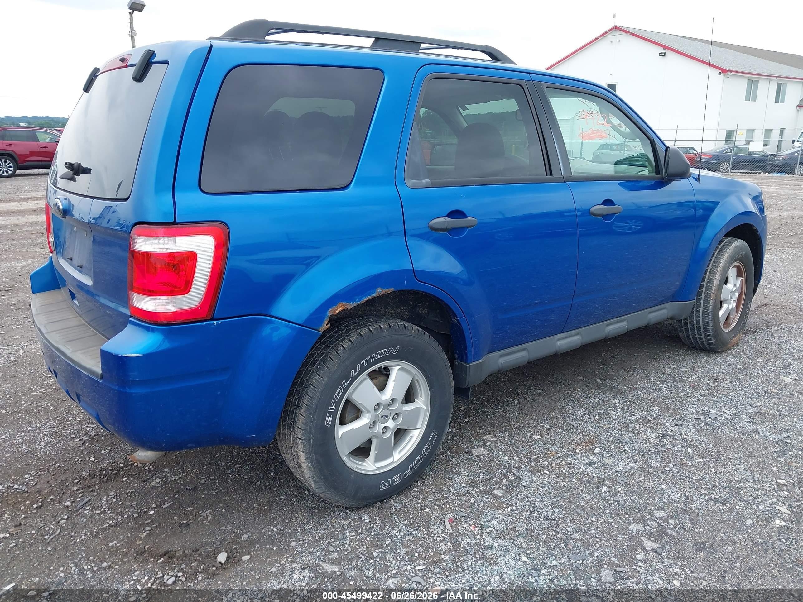 2011 Ford Escape Xlt Blue vin: 1FMCU9D70BKB18260